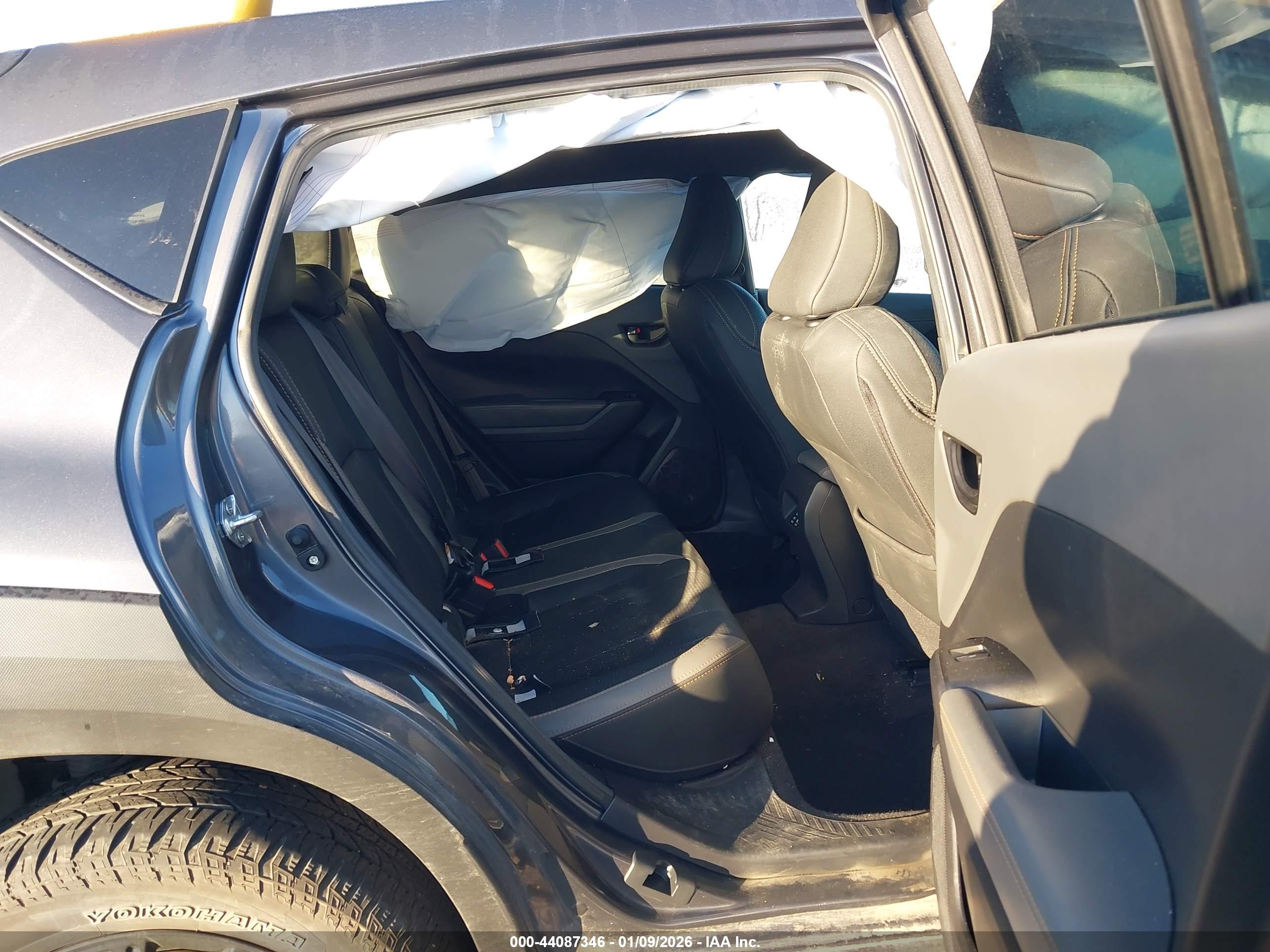 SUBARU CROSSTREK image 8
