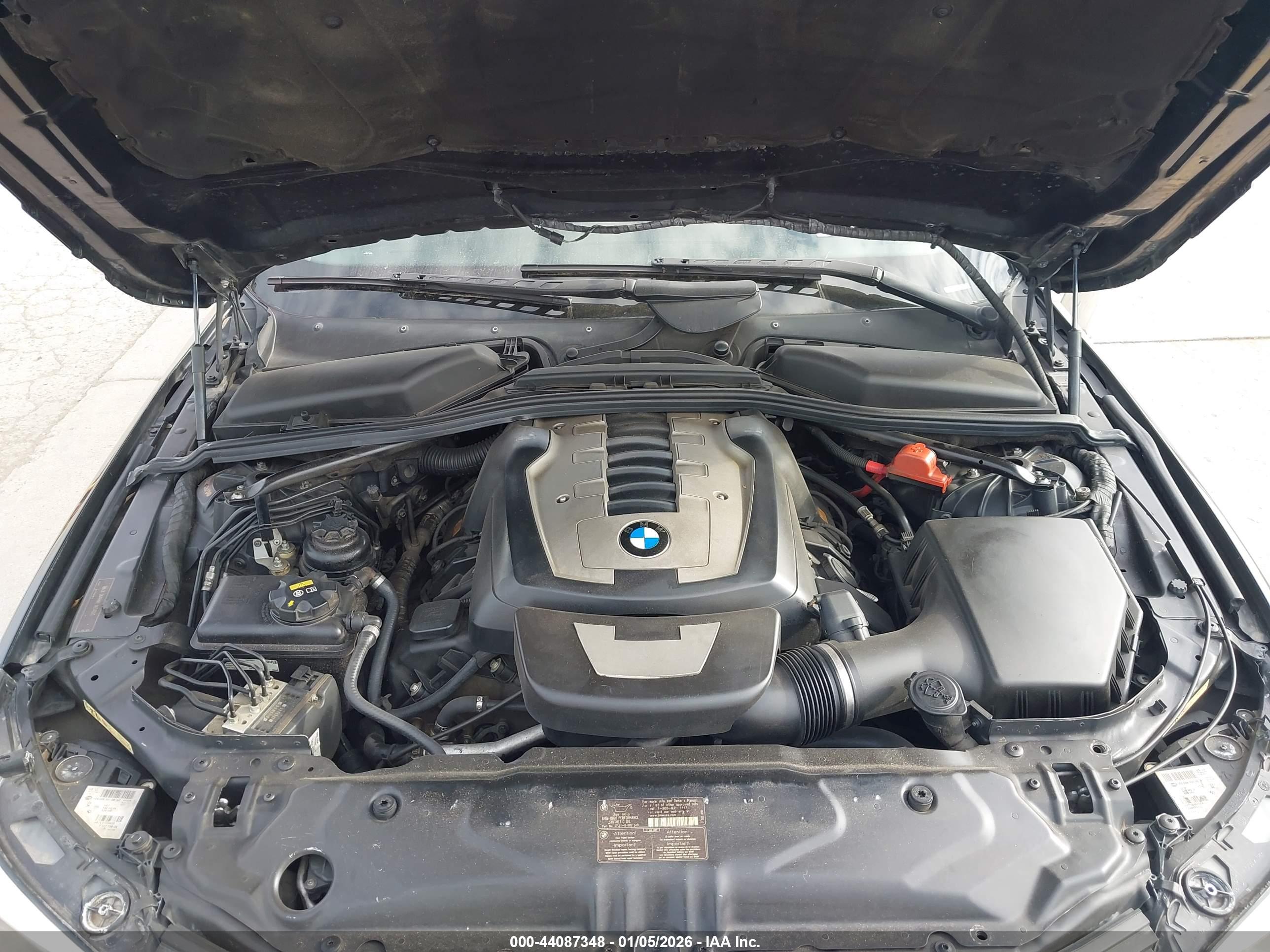 BMW 550I image 10