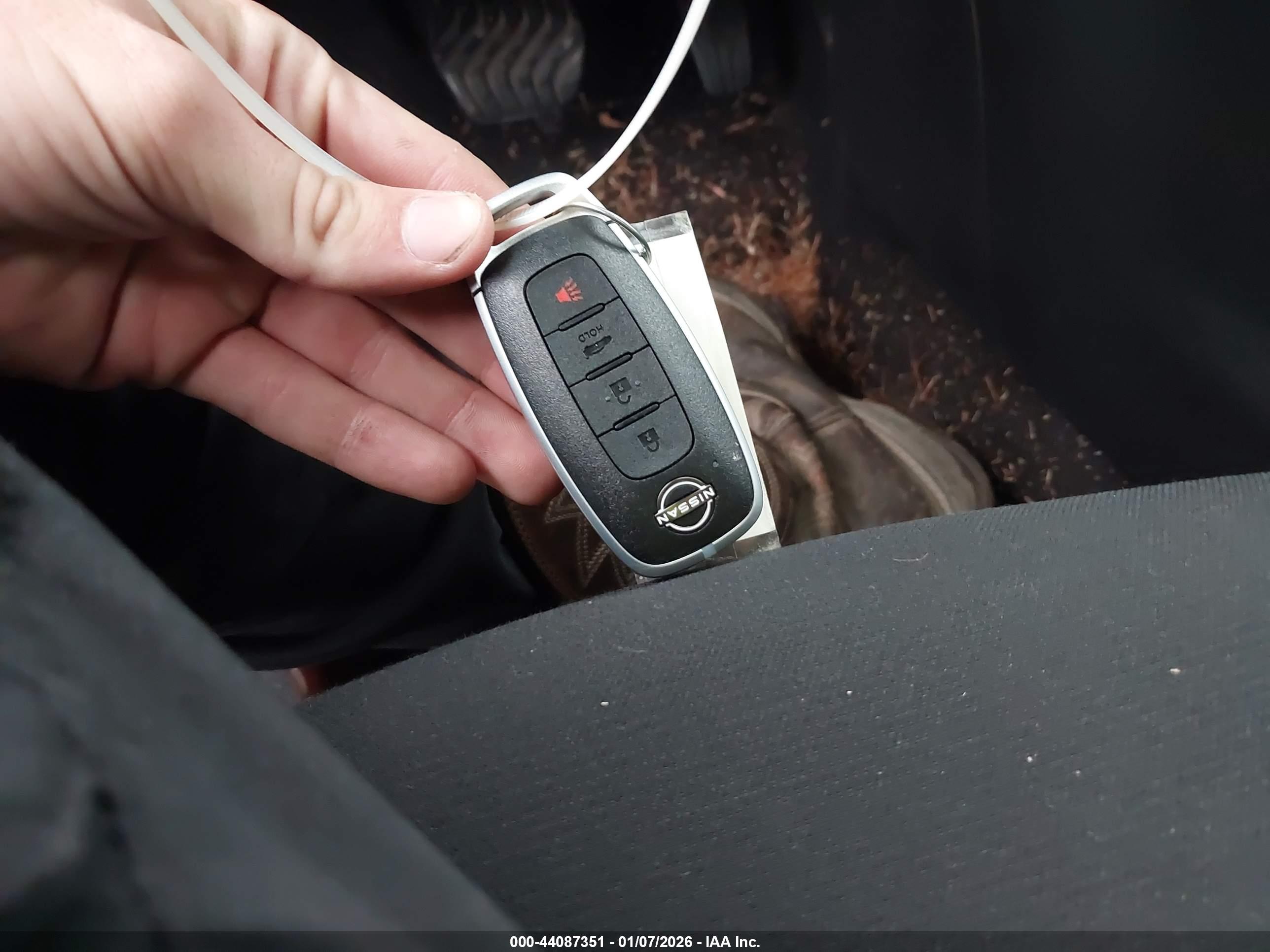 NISSAN SENTRA image 11