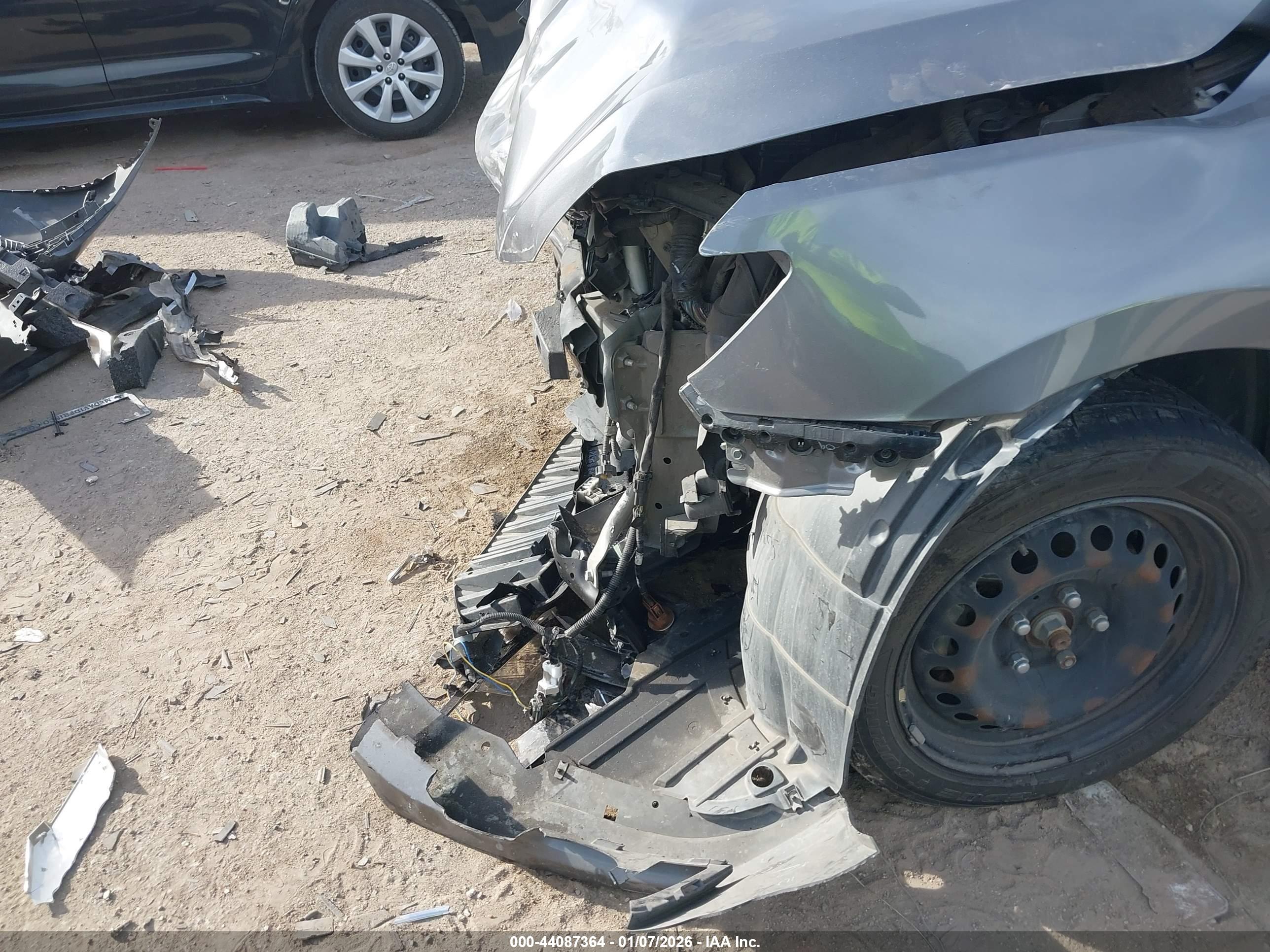 NISSAN SENTRA image 6