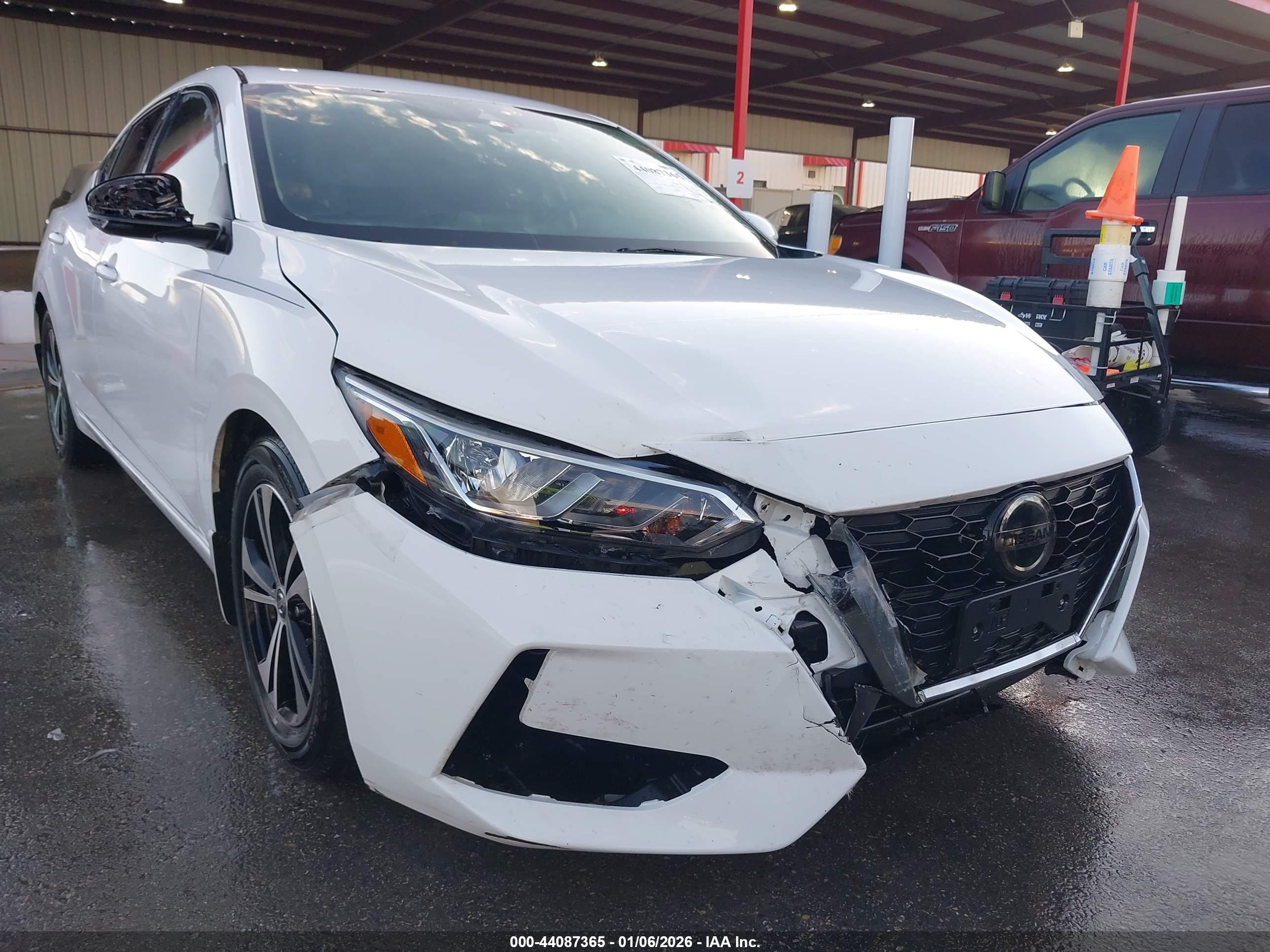 NISSAN SENTRA image 6