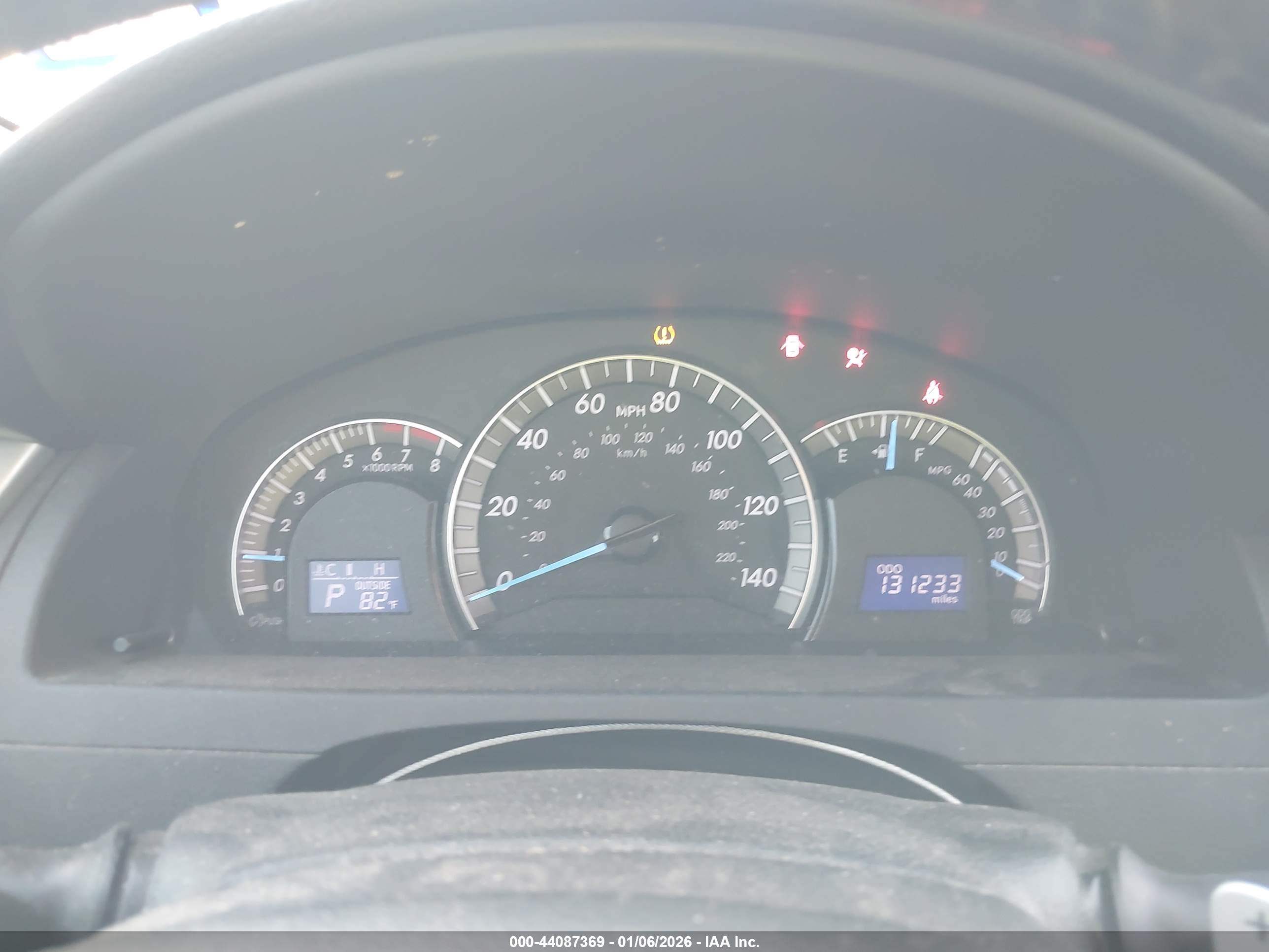 TOYOTA CAMRY image 7