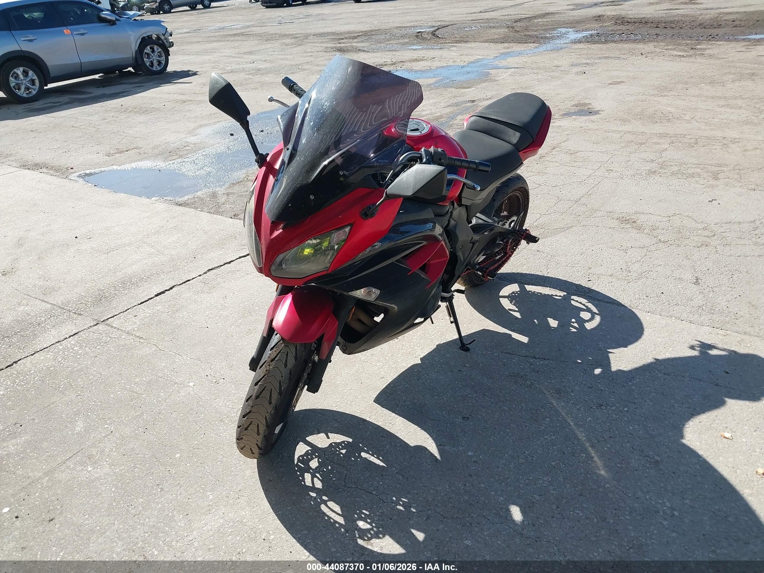 KAWASAKI EX650 image 2