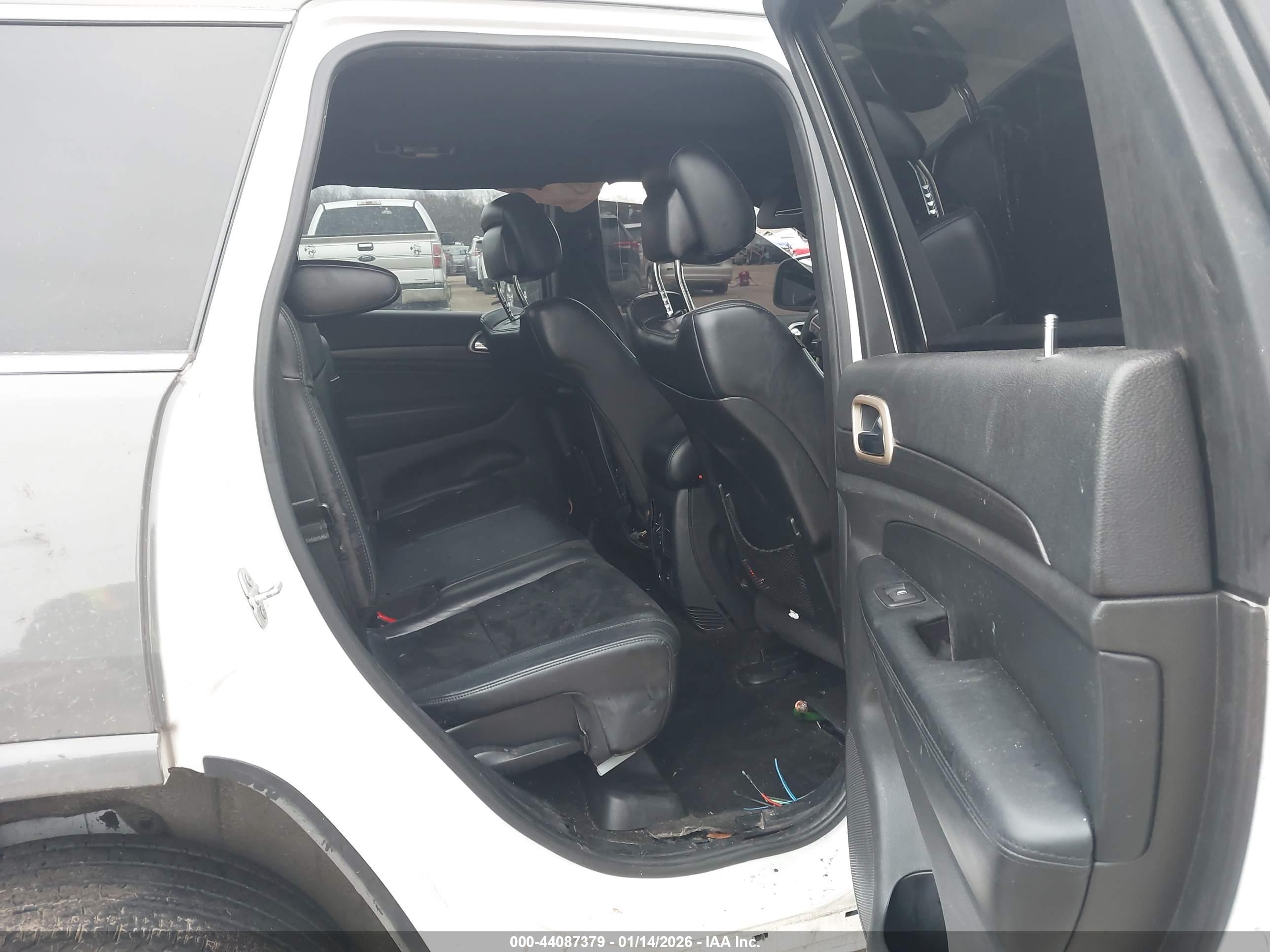 JEEP GRAND image 8