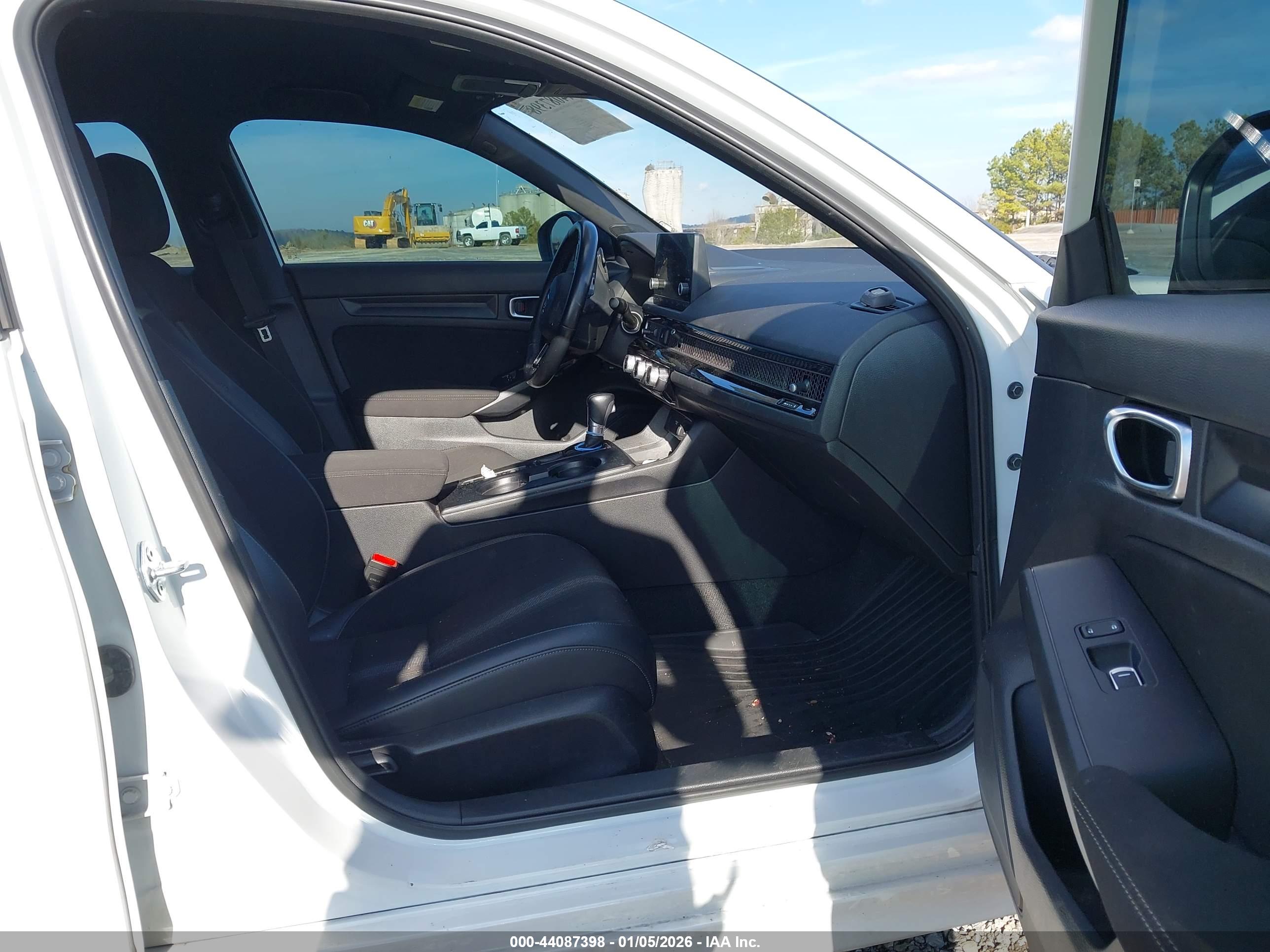 HONDA CIVIC image 5