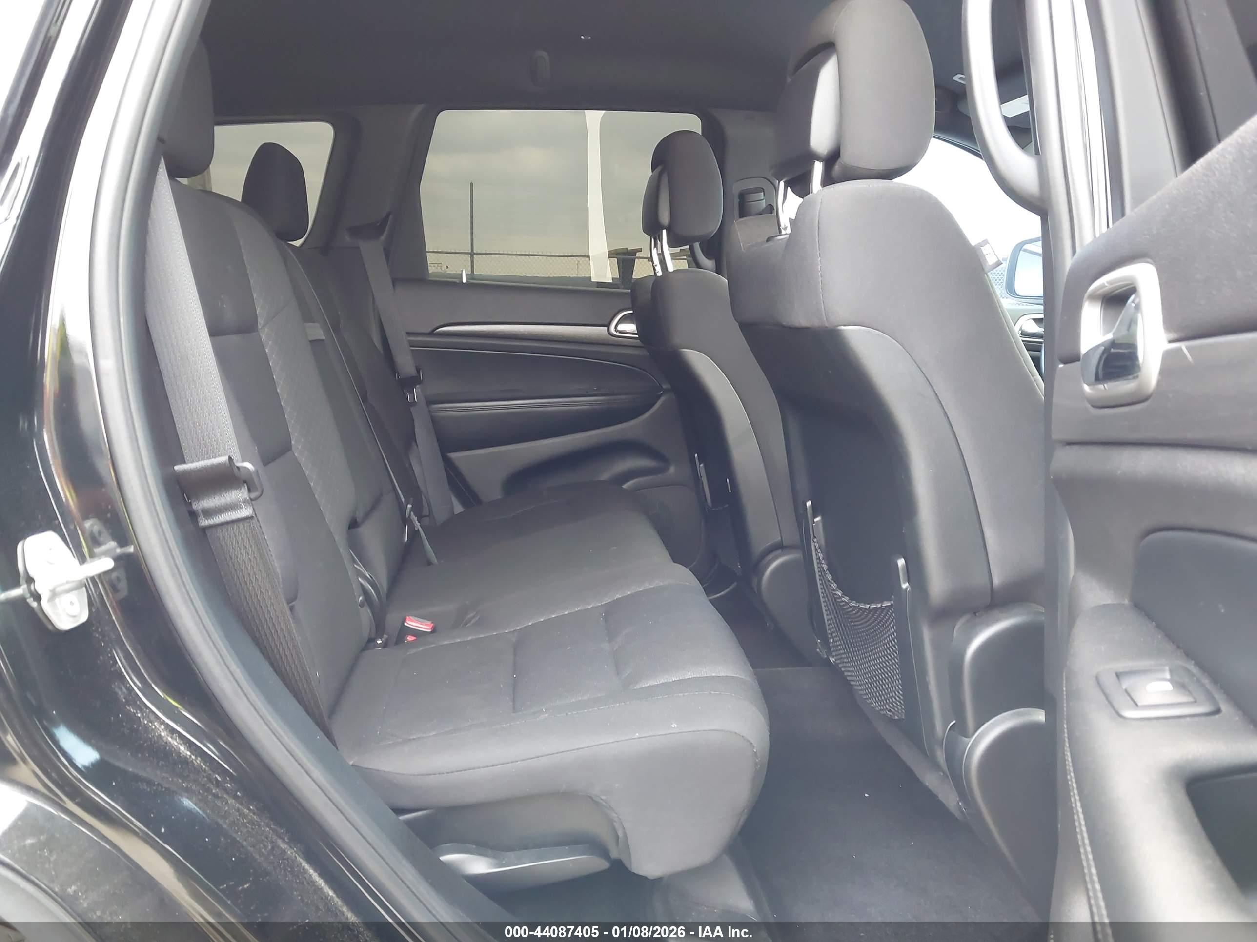 JEEP GRAND image 8