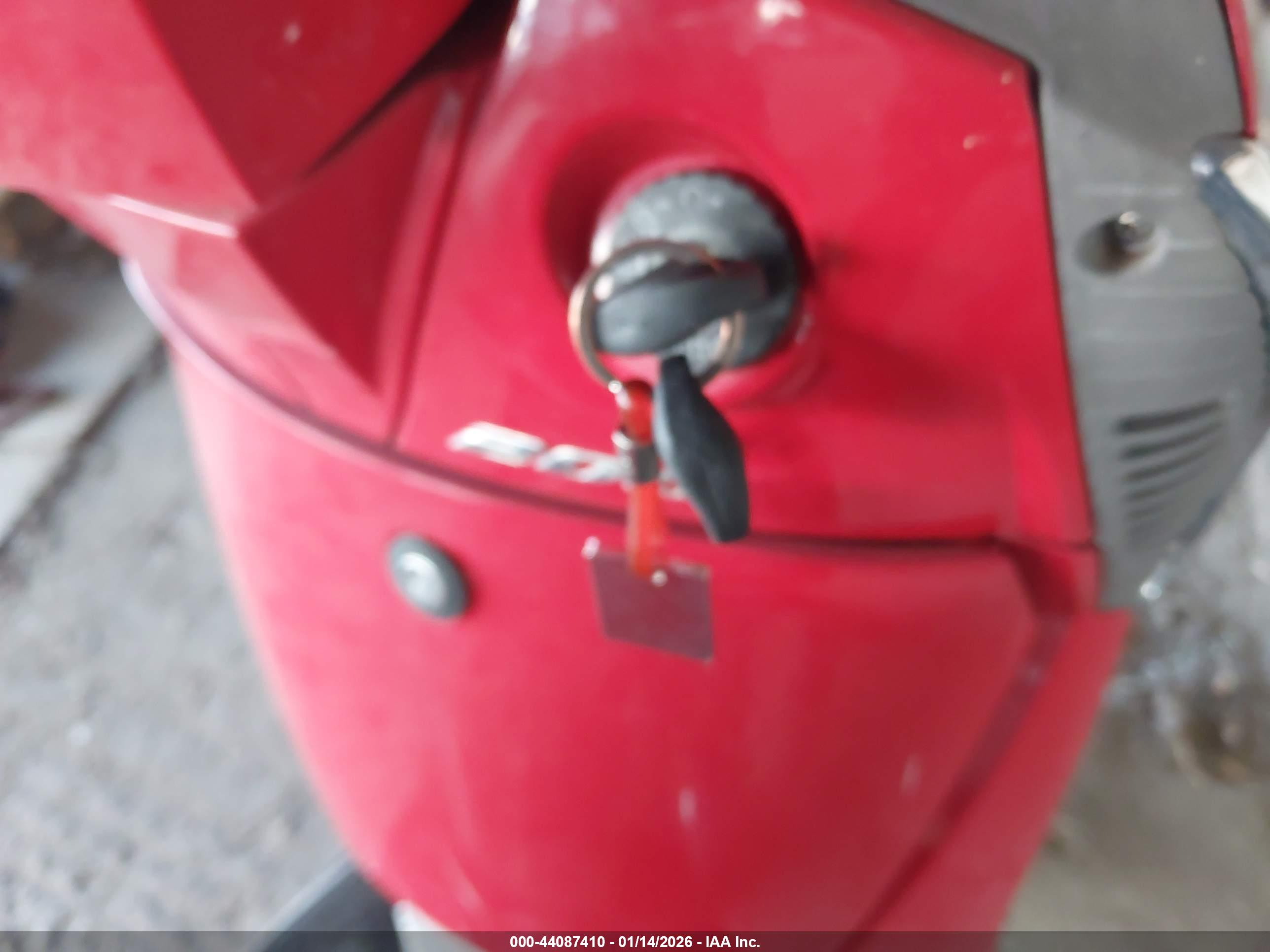 APRILIA SCARABEO image 11