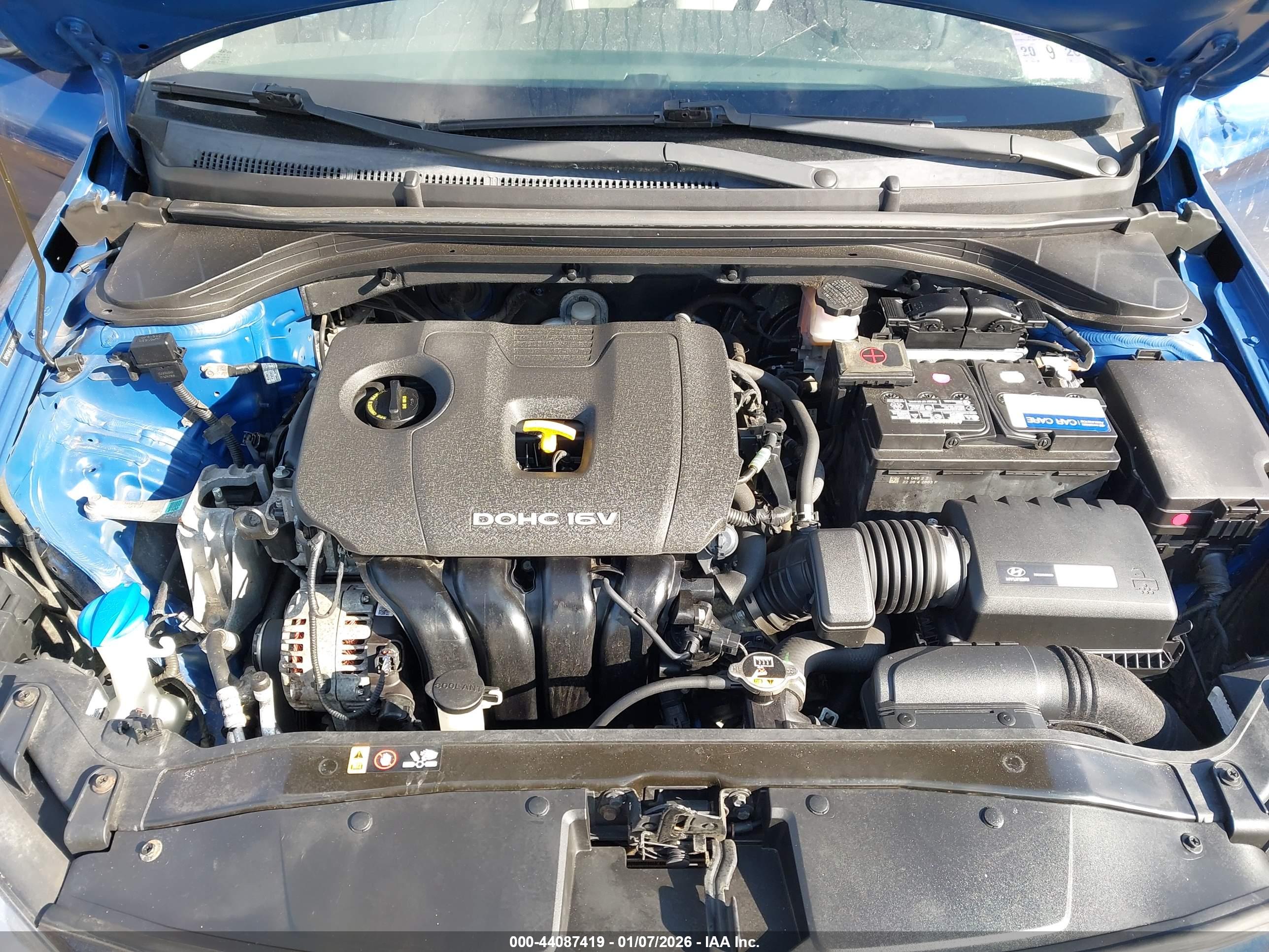HYUNDAI ELANTRA image 10