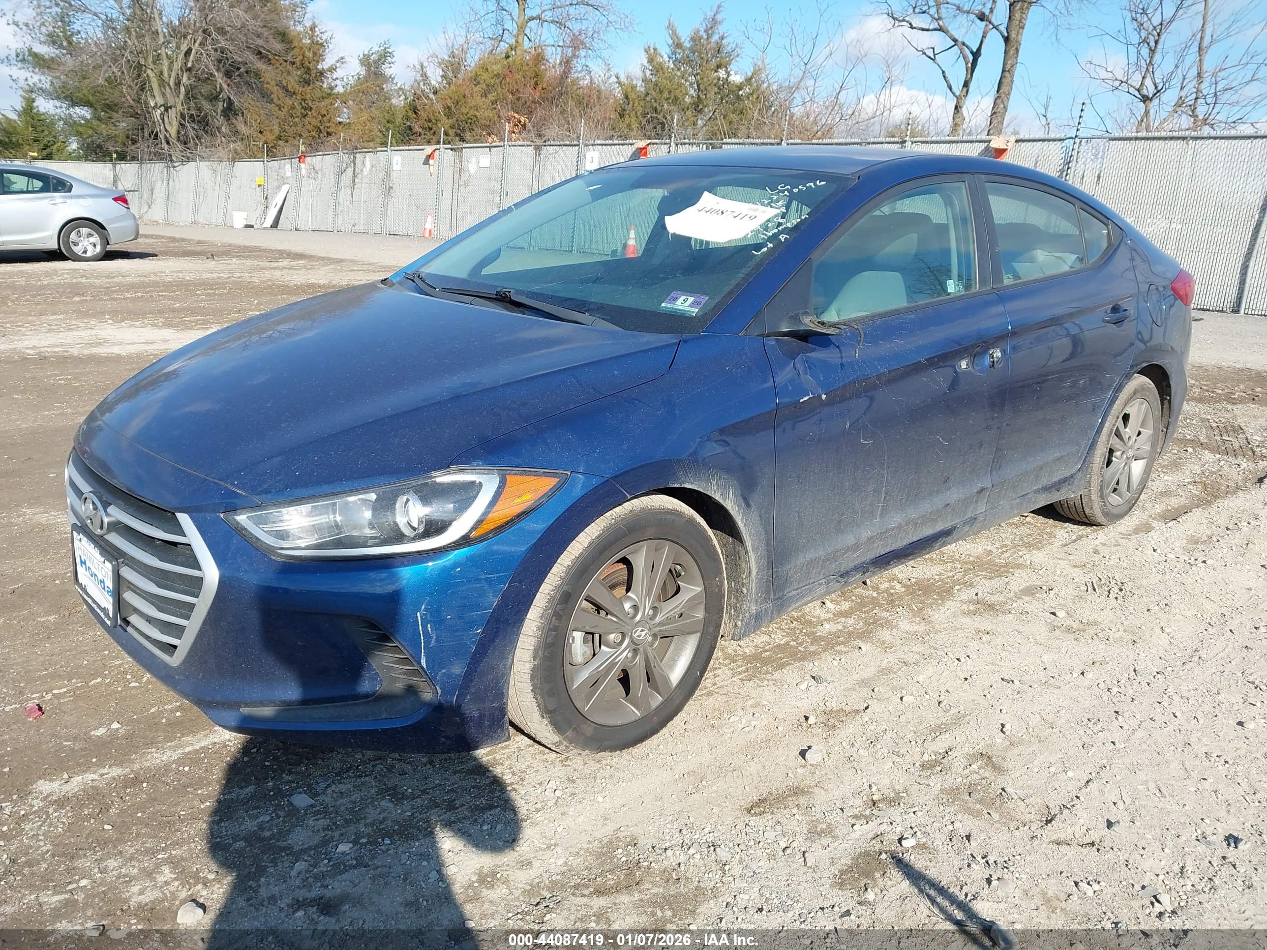 HYUNDAI ELANTRA image 2