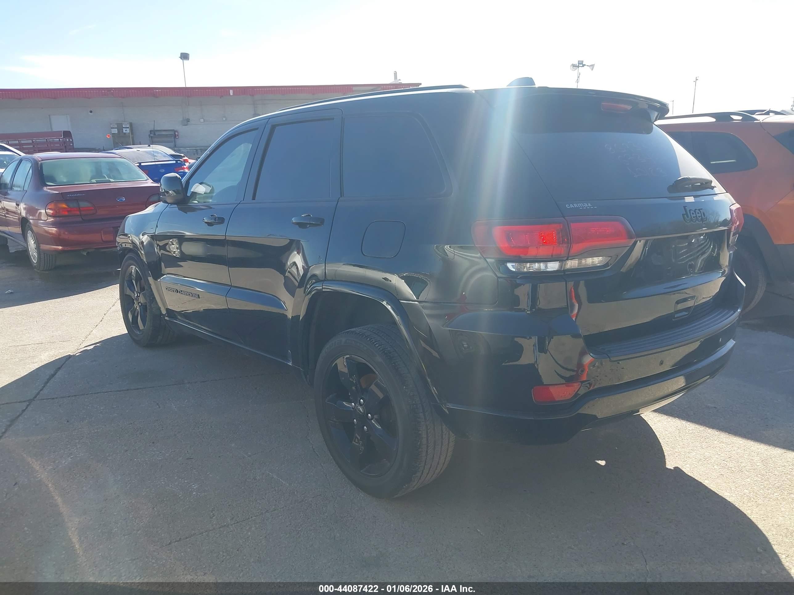 JEEP GRAND image 3