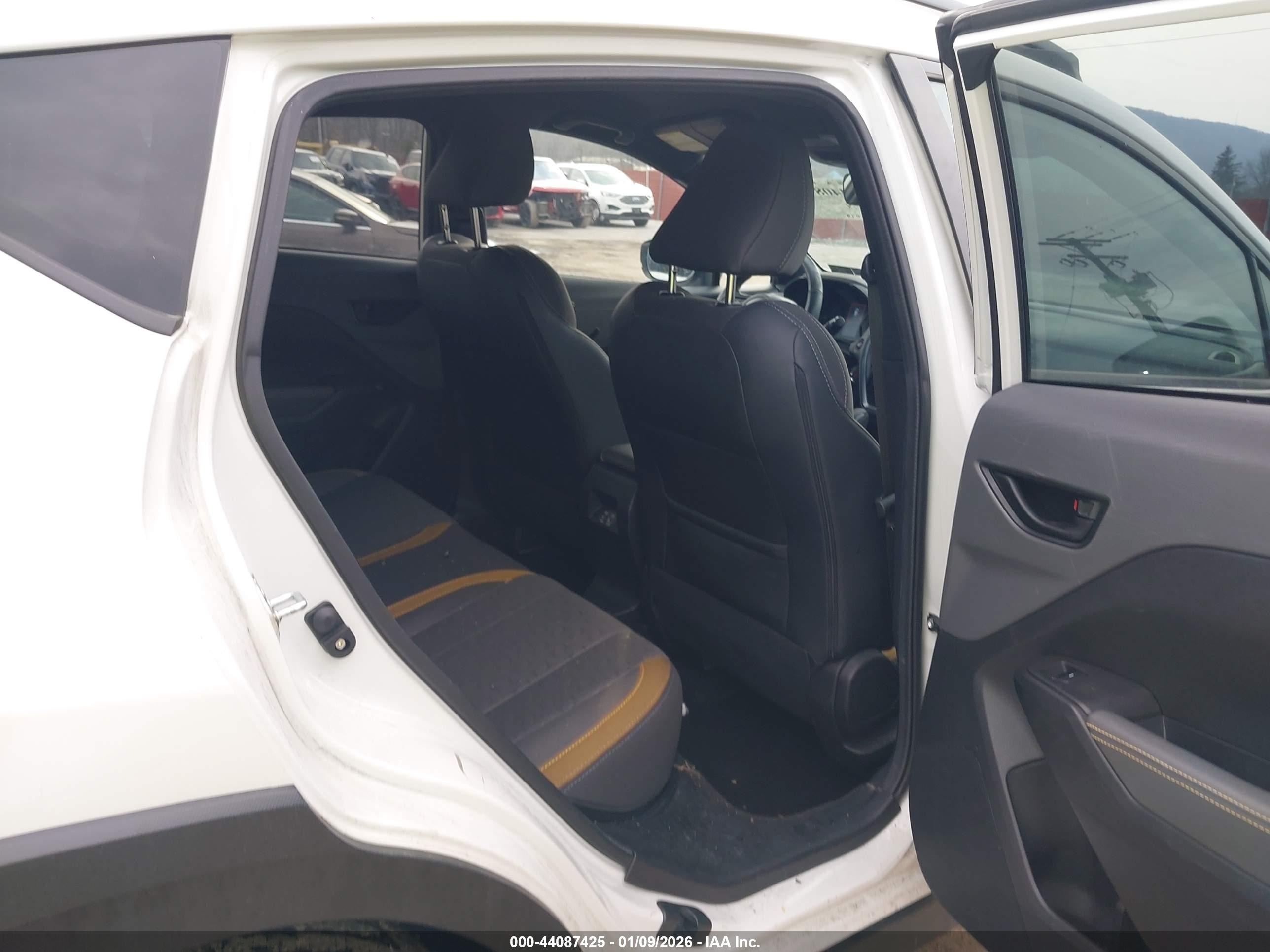 SUBARU CROSSTREK image 8