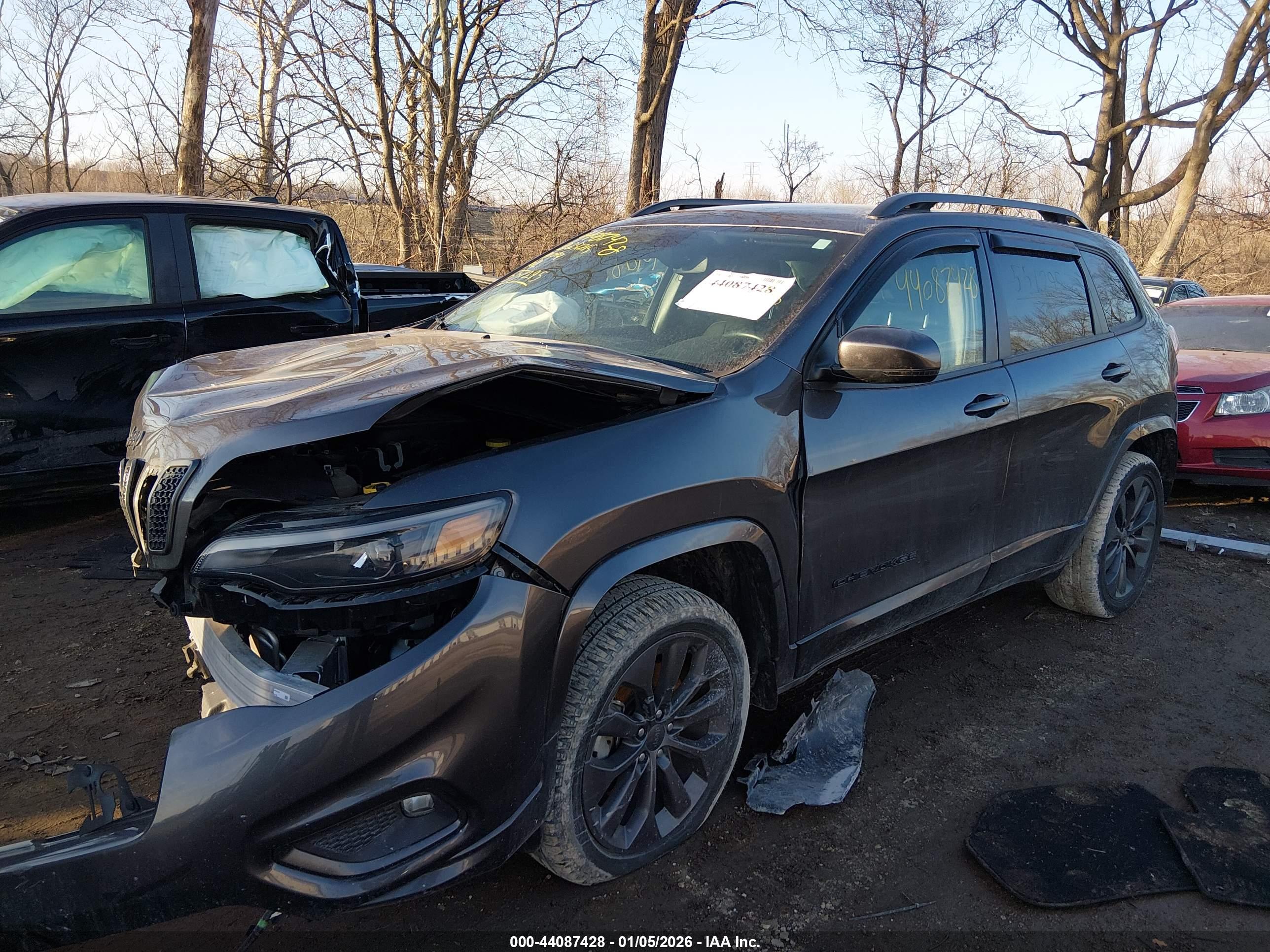 JEEP CHEROKEE image 2
