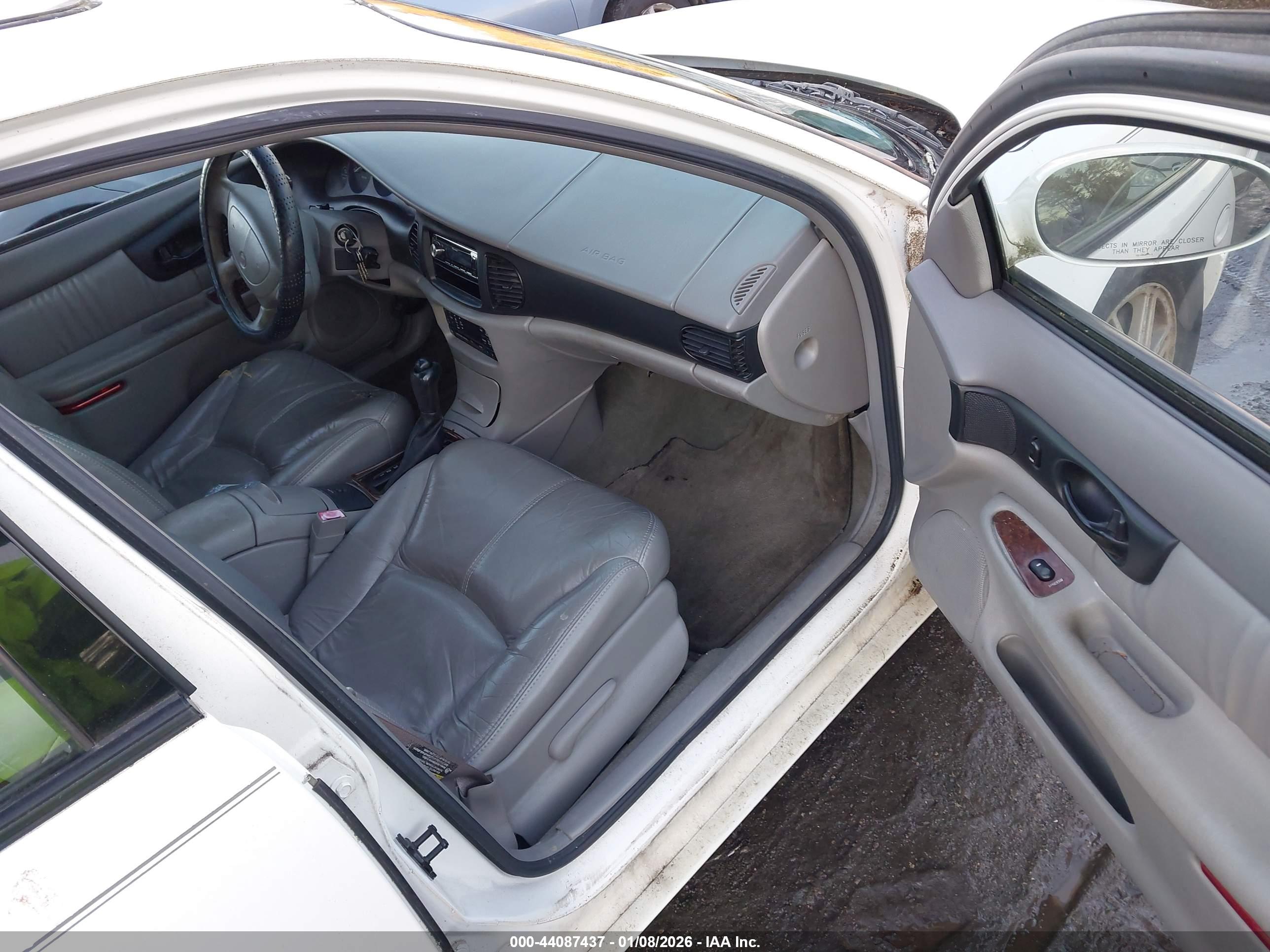 BUICK REGAL image 5