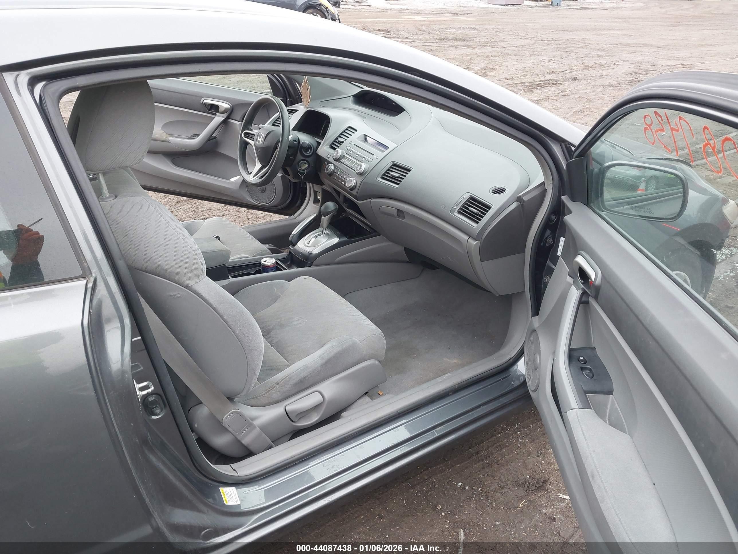HONDA CIVIC image 5