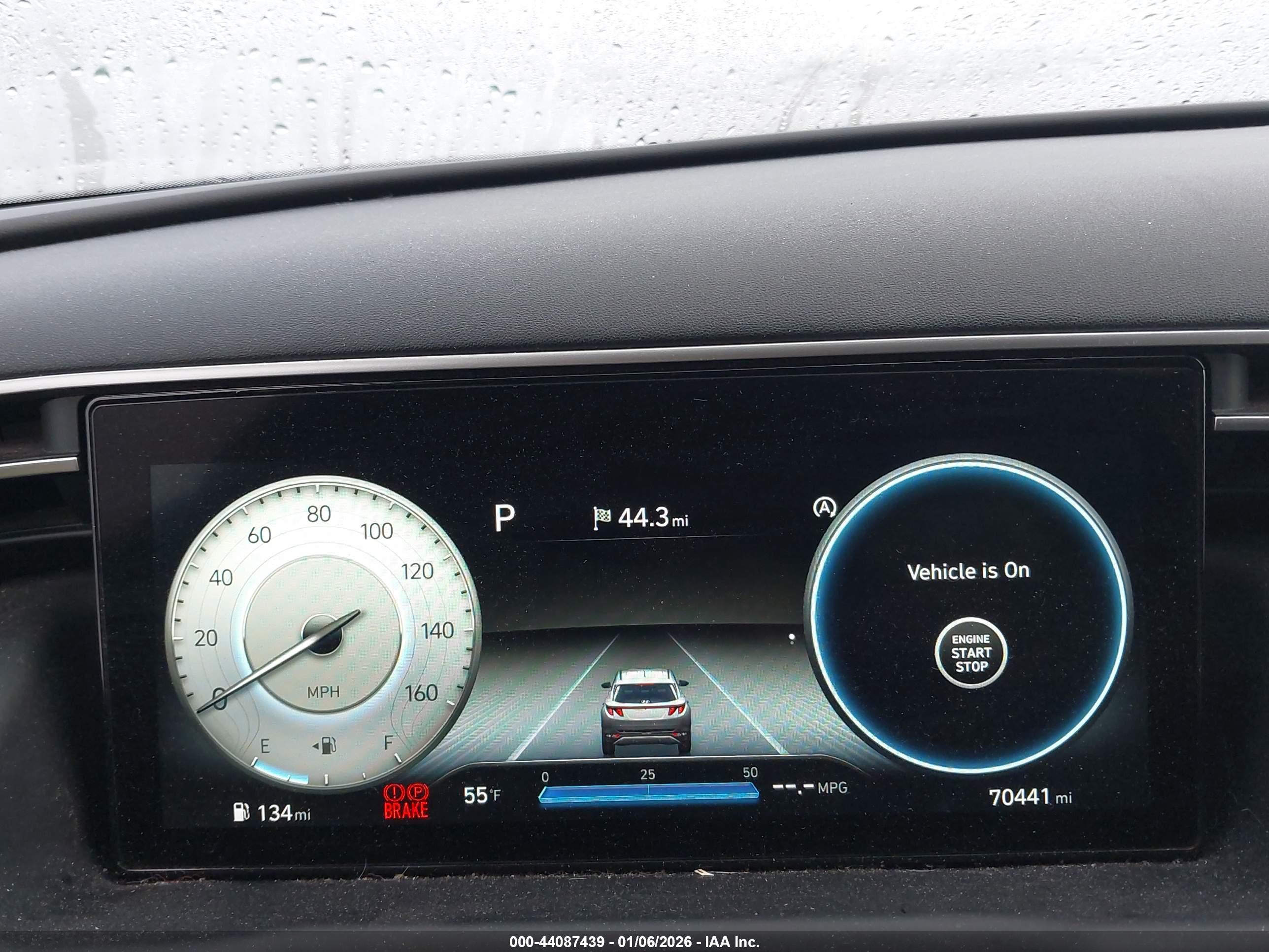 HYUNDAI TUCSON image 7