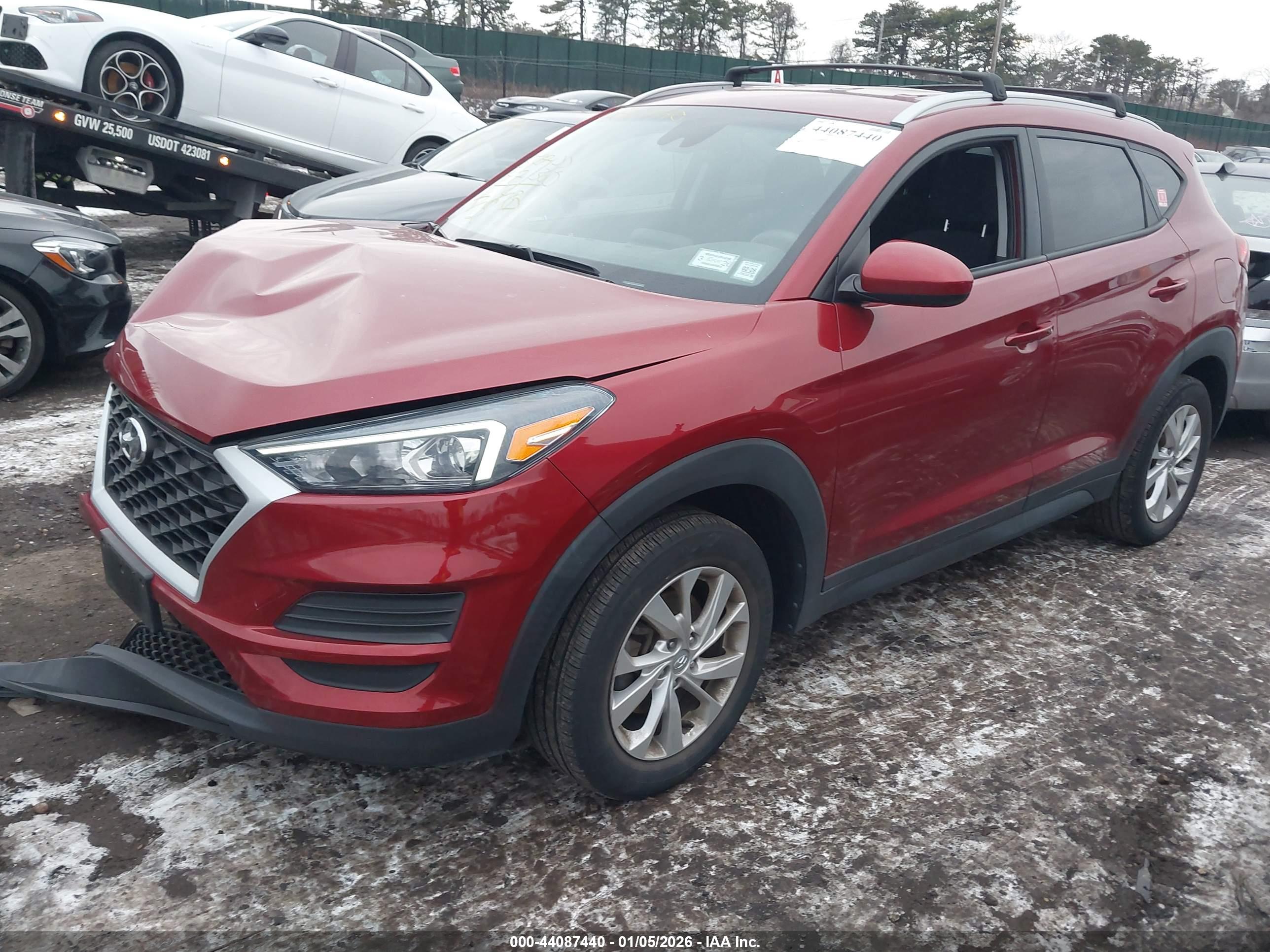HYUNDAI TUCSON image 2
