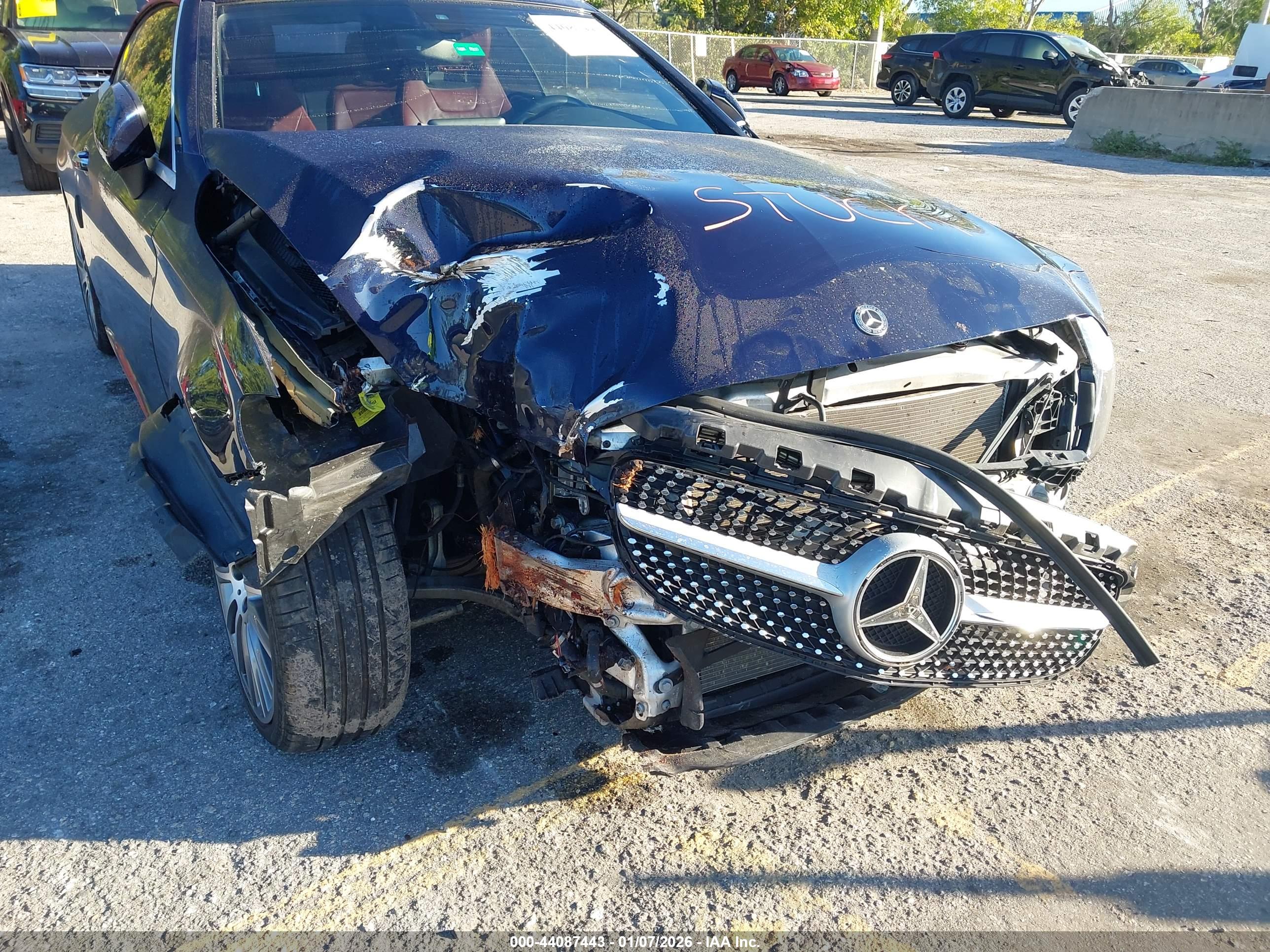 MERCEDES-BENZ C image 6
