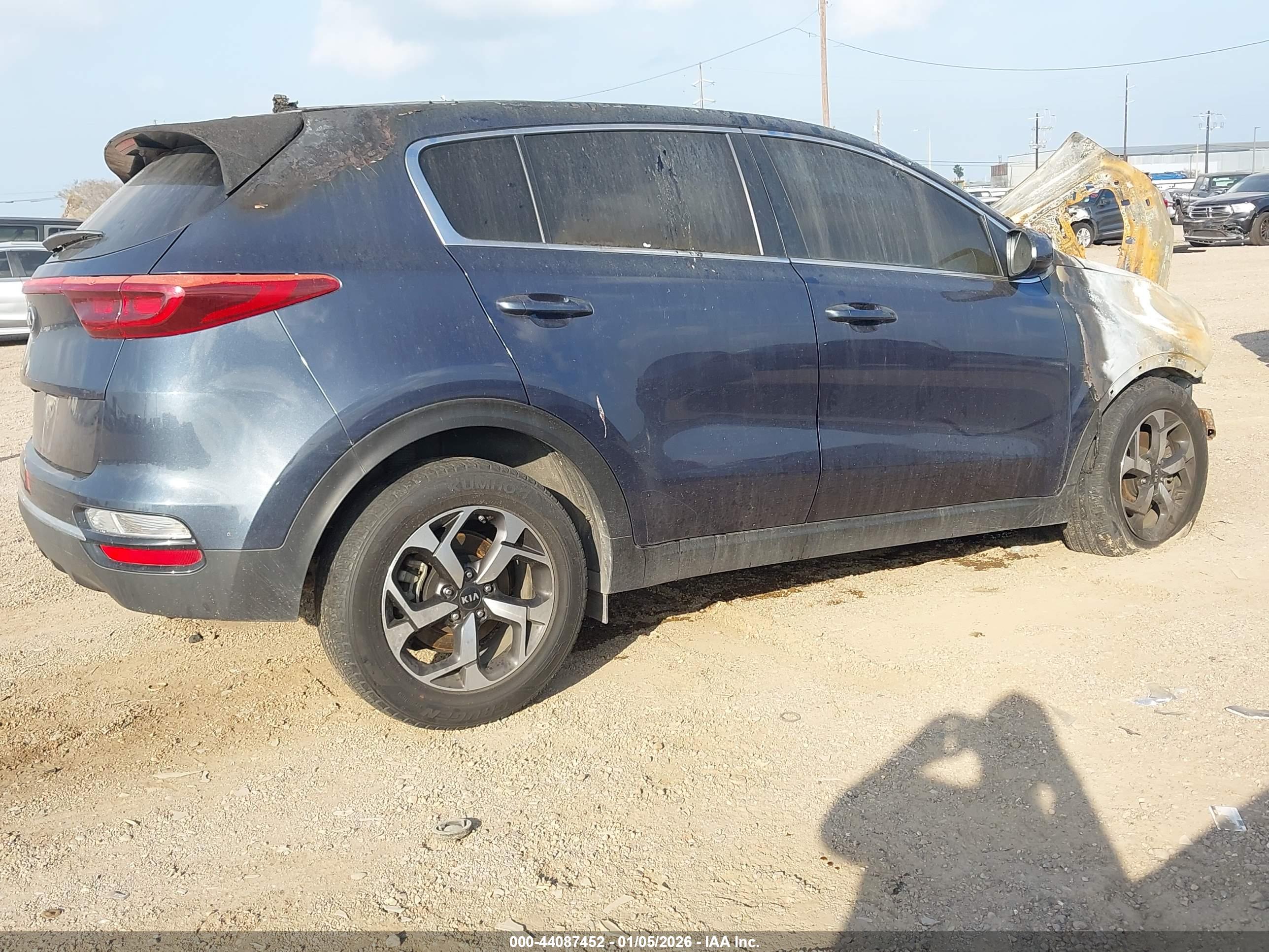 KIA SPORTAGE image 4