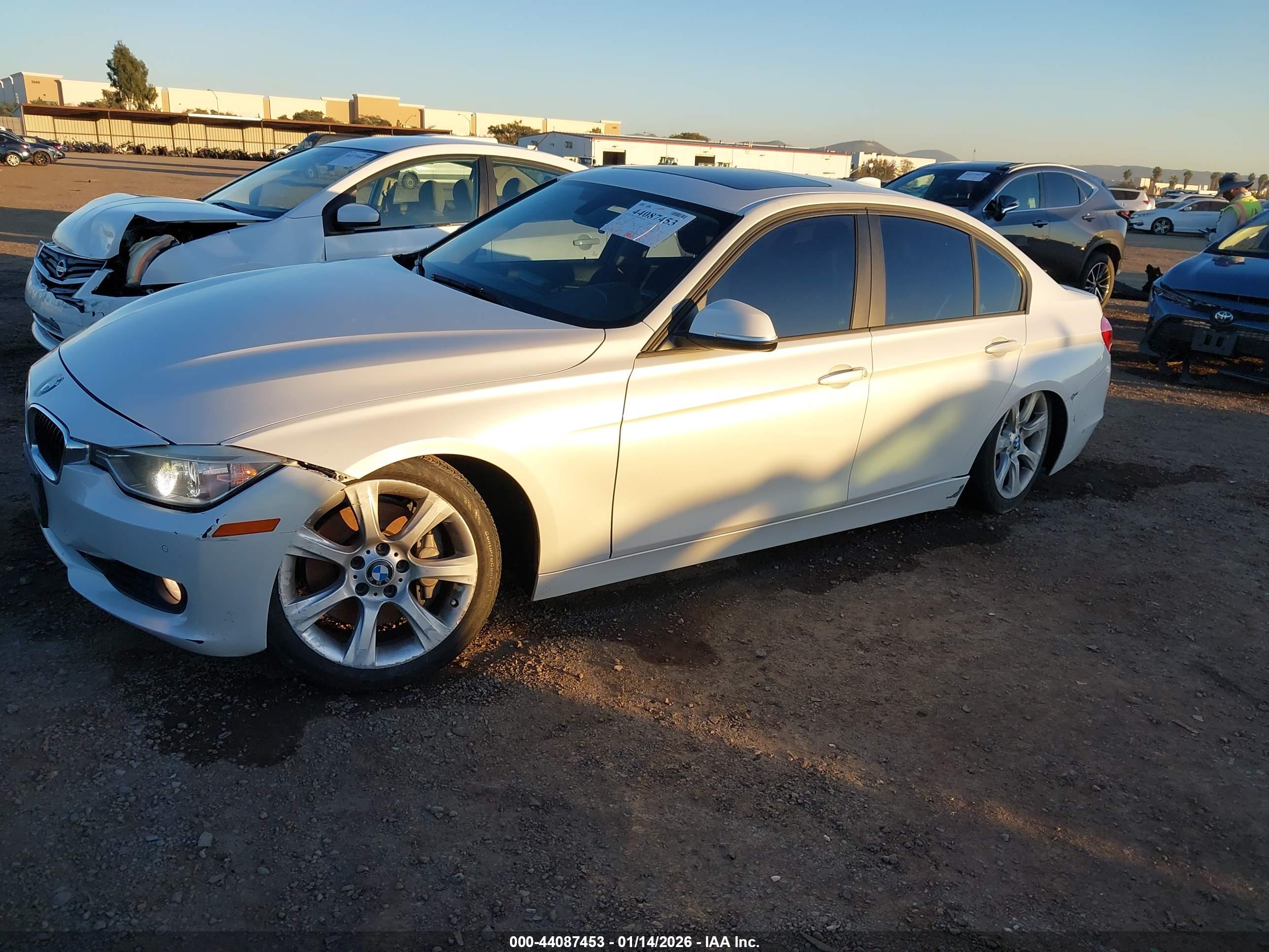 BMW 335I image 6