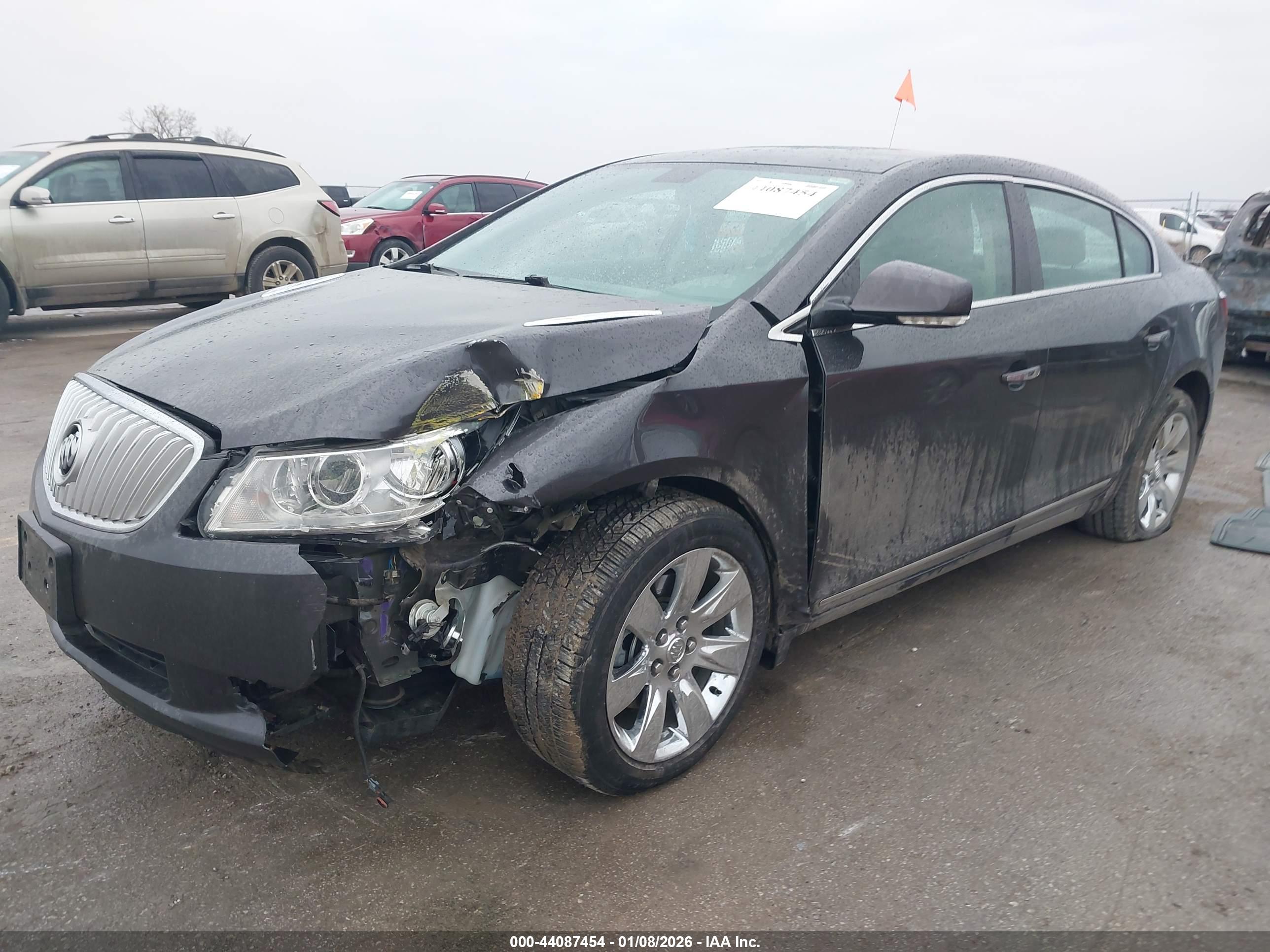 BUICK LACROSSE image 2