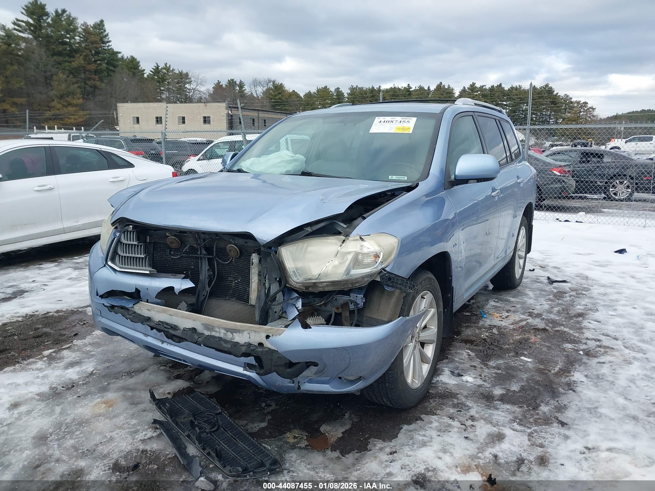 TOYOTA HIGHLANDER image 2