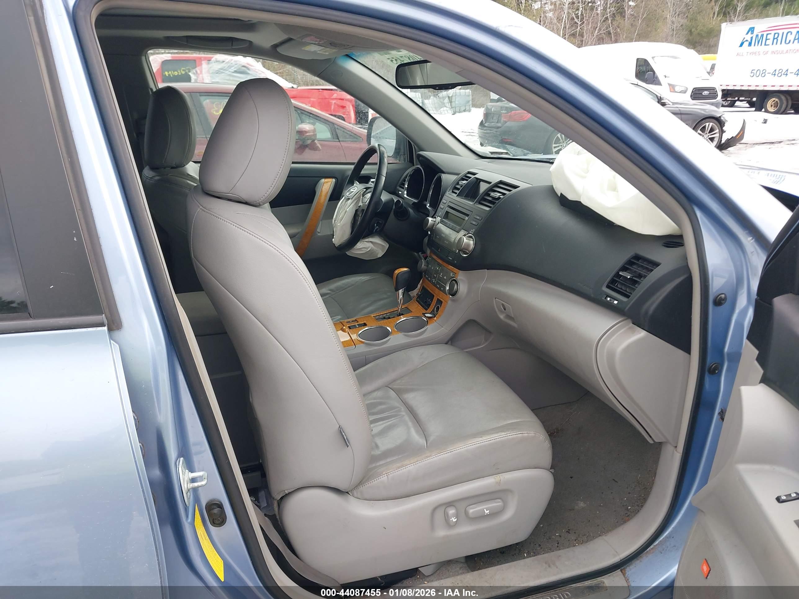 TOYOTA HIGHLANDER image 5