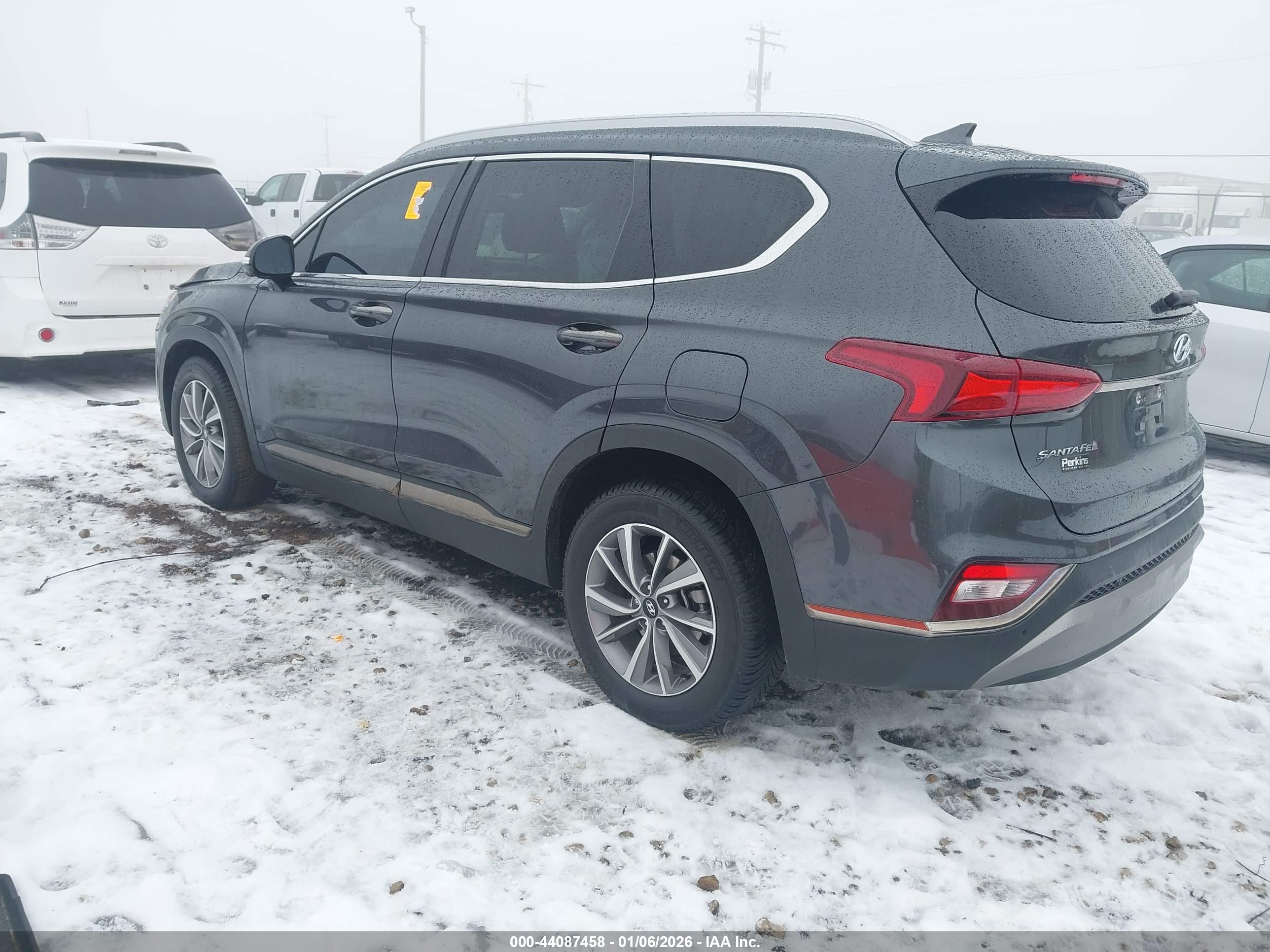 HYUNDAI SANTA image 3
