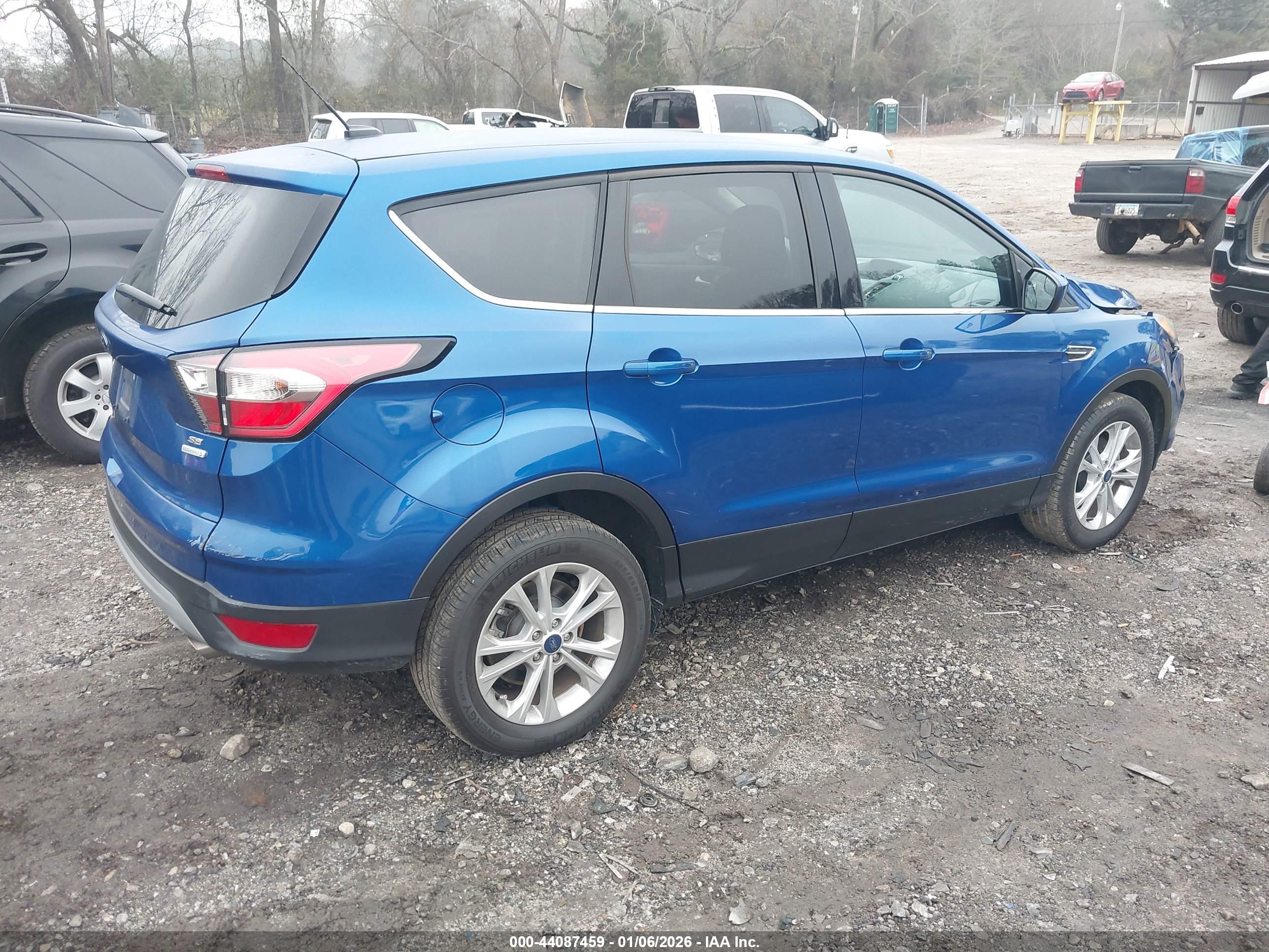 FORD ESCAPE image 4
