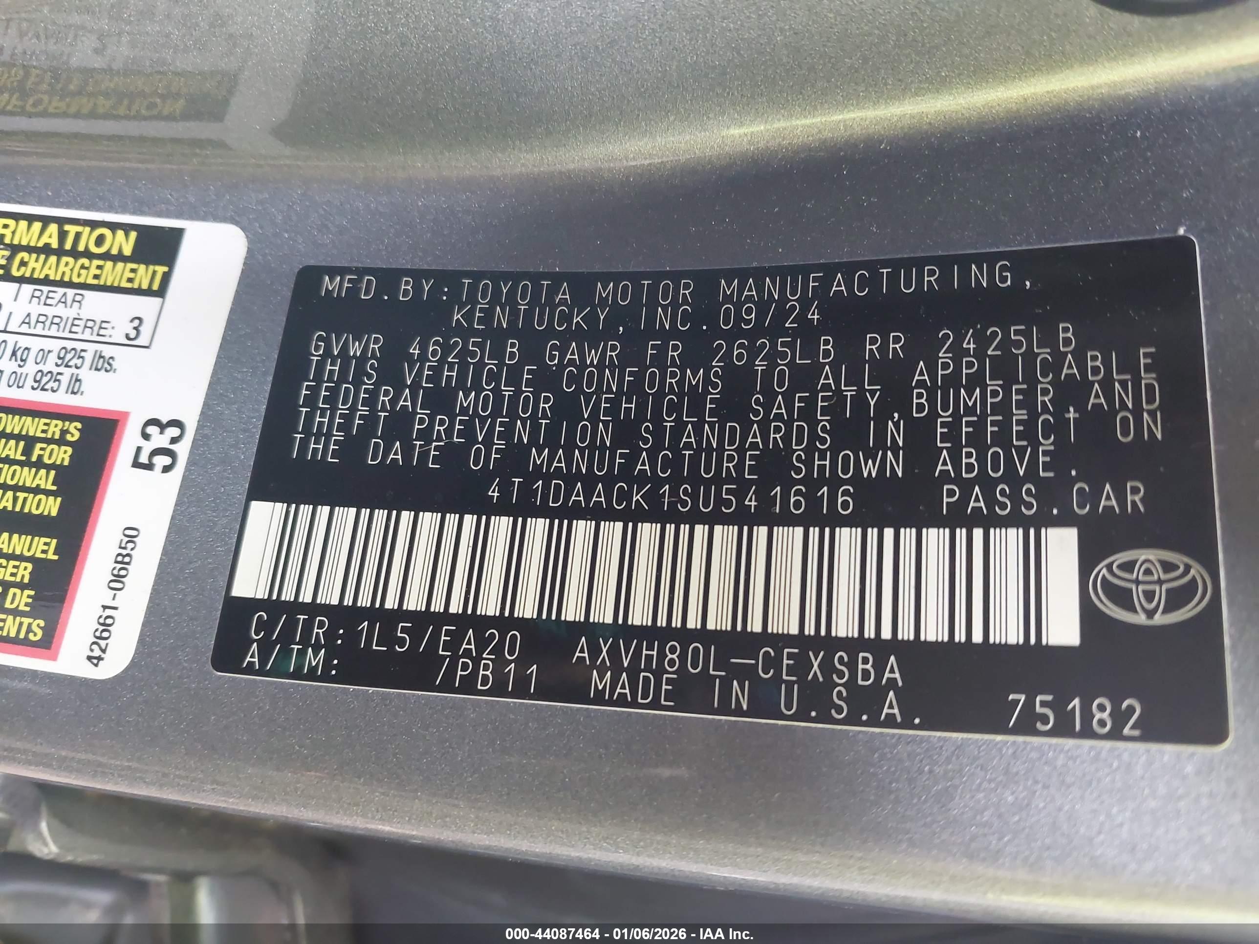 TOYOTA CAMRY image 9