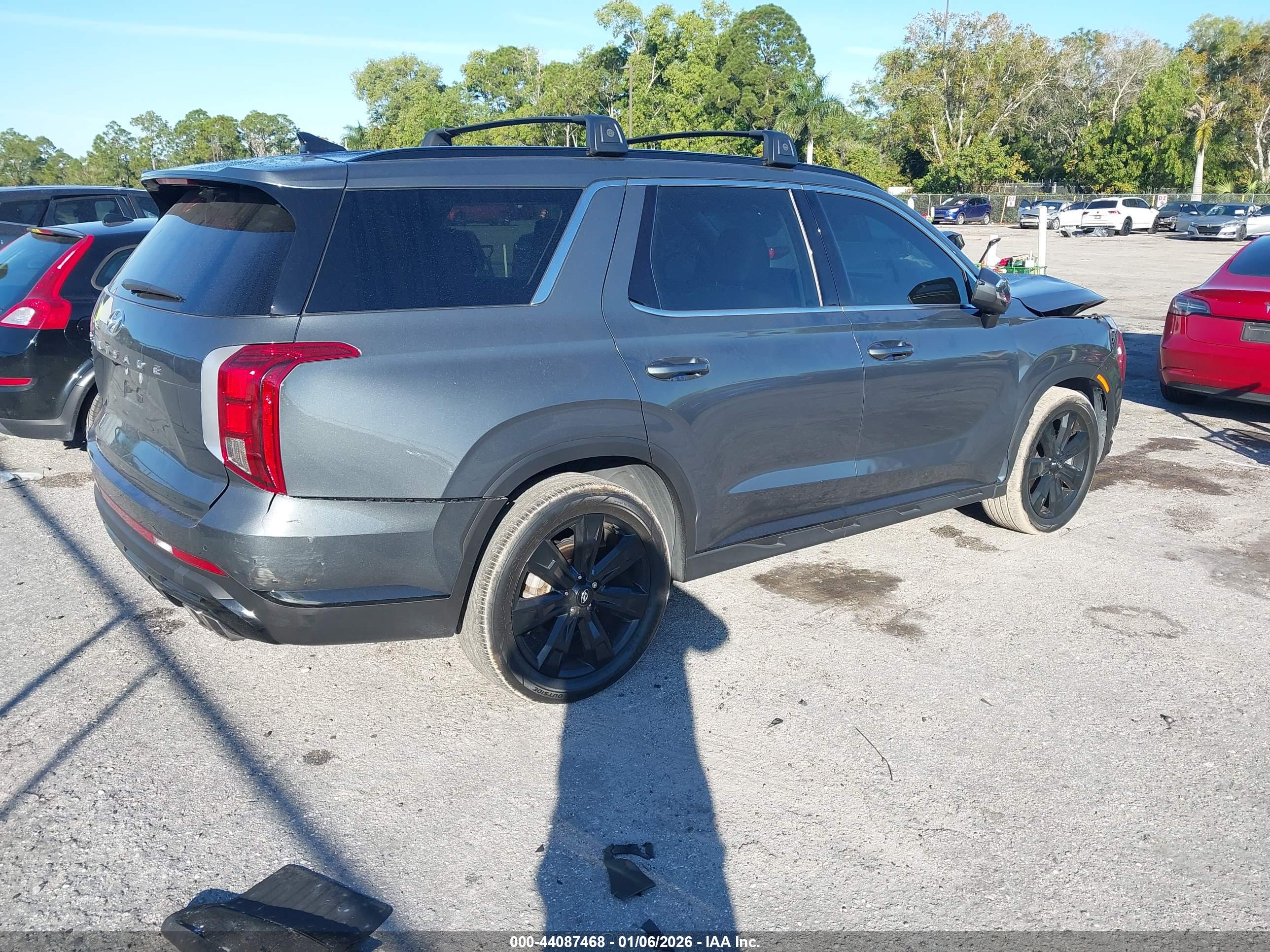 HYUNDAI PALISADE image 4