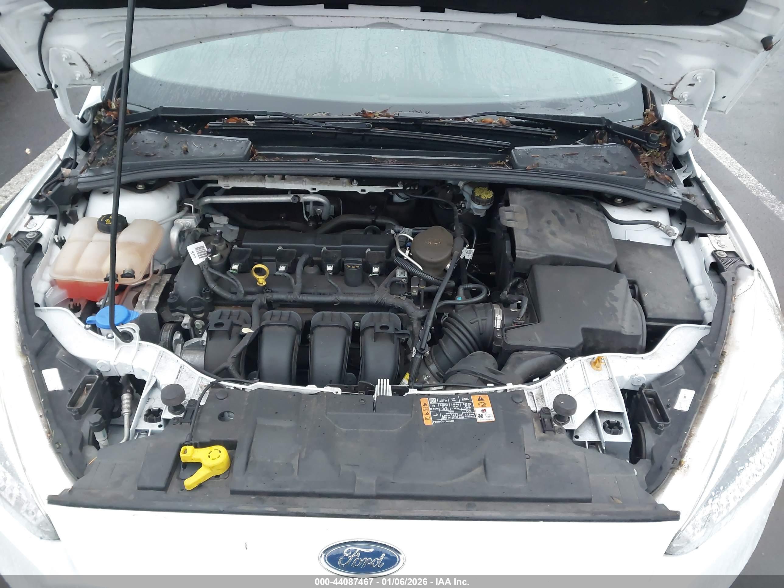 FORD FOCUS image 10