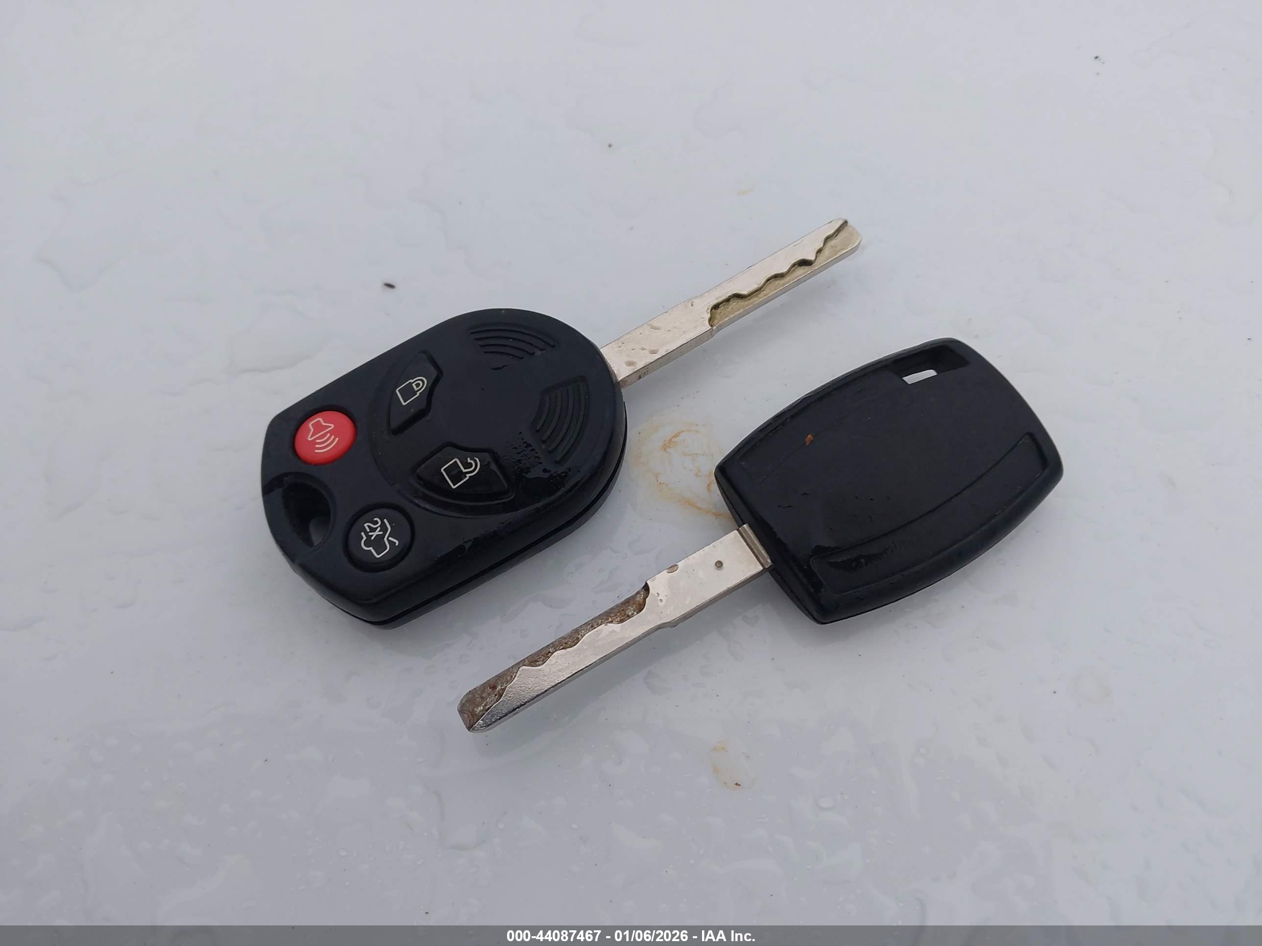 FORD FOCUS image 11