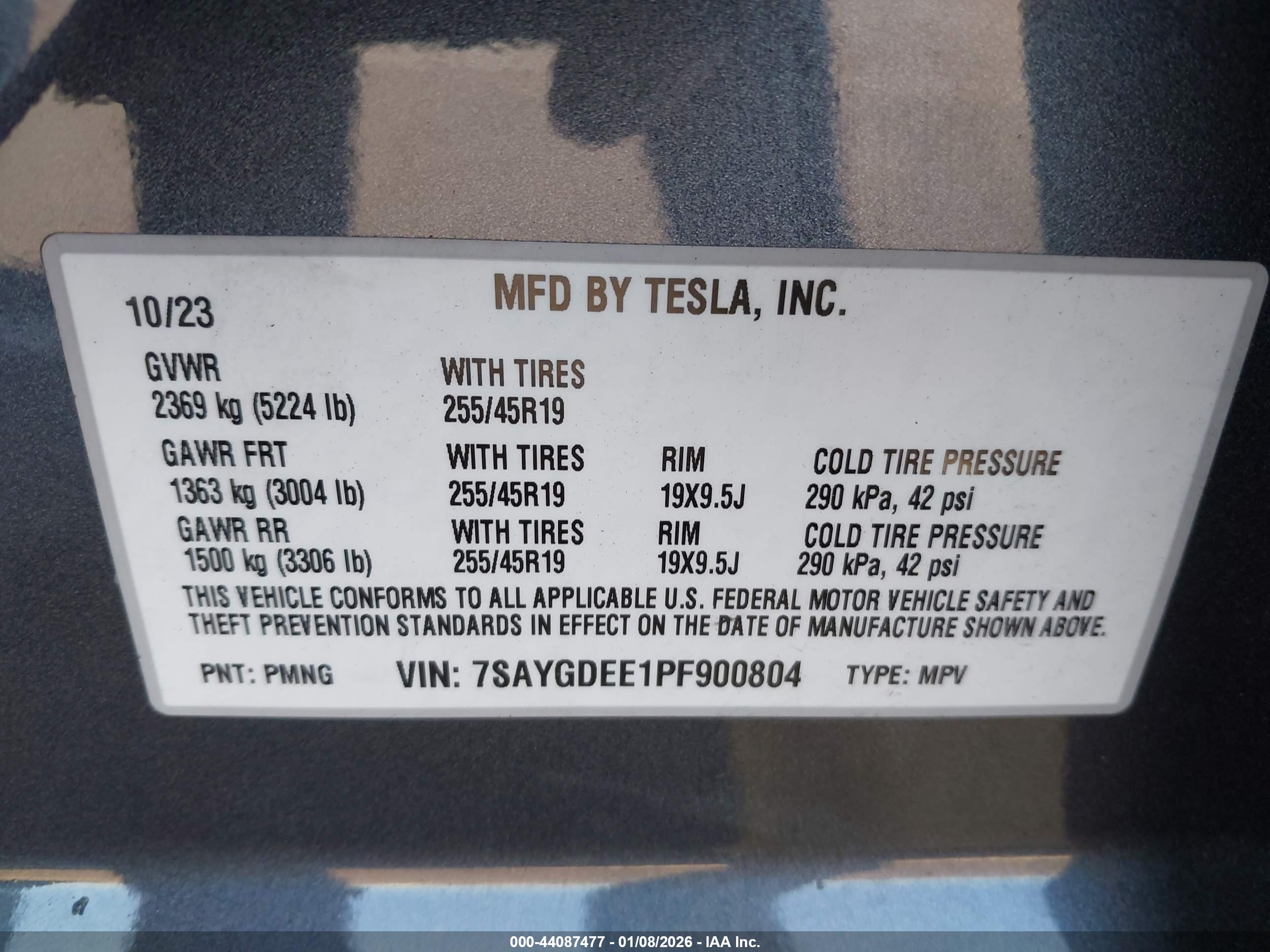 TESLA MODEL image 9
