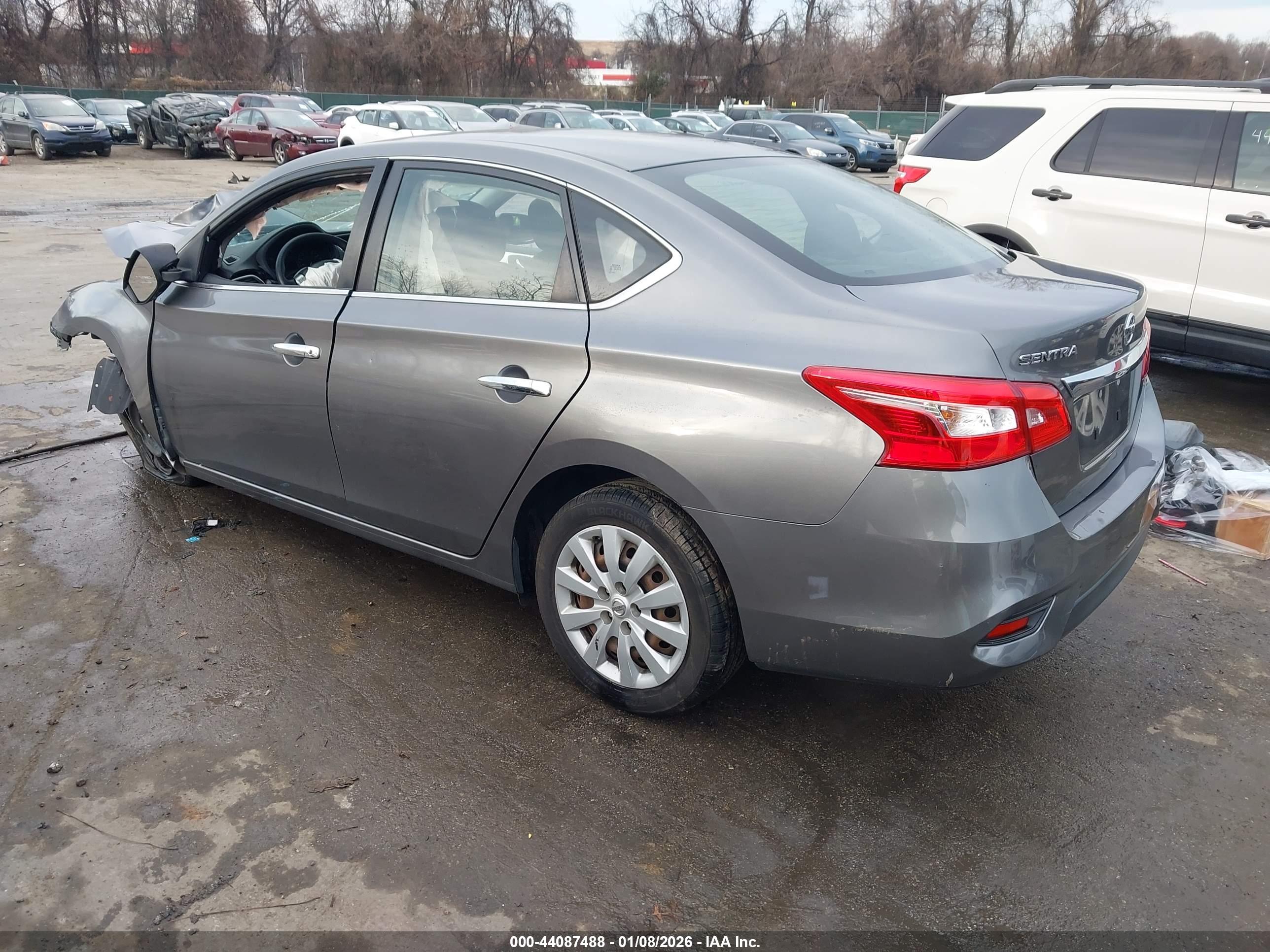 NISSAN SENTRA image 3