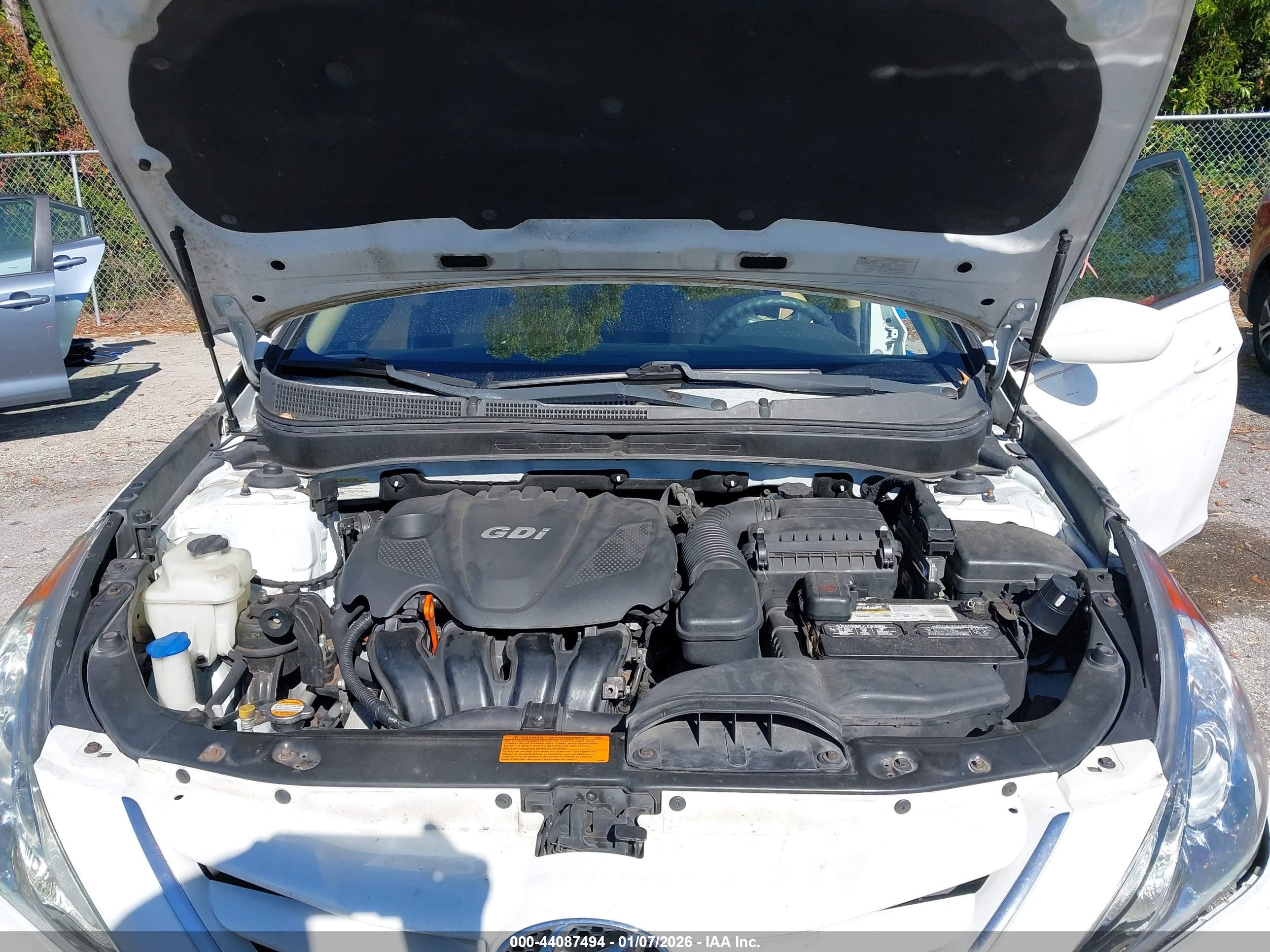 HYUNDAI SONATA image 10