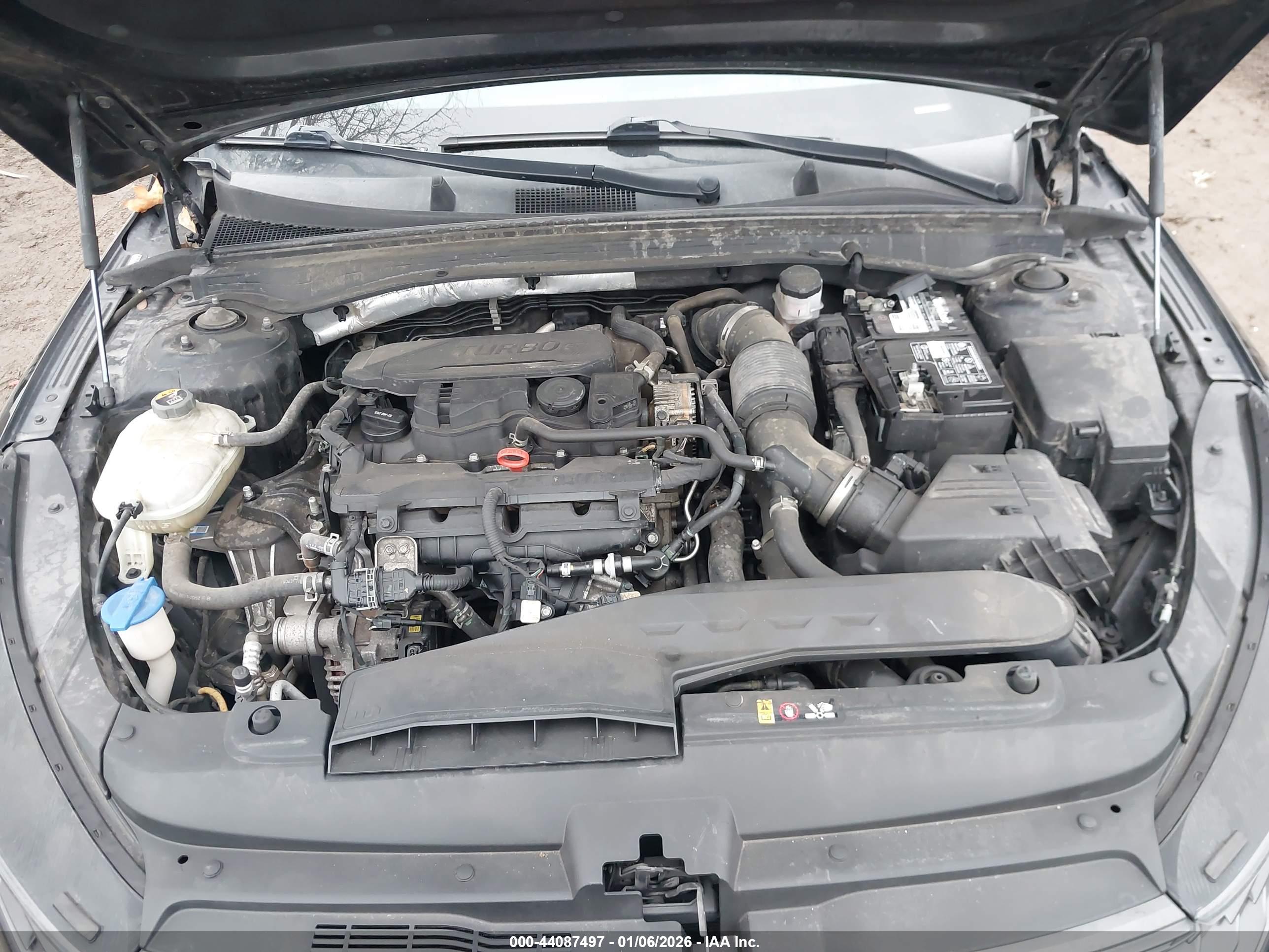 KIA K5 image 10