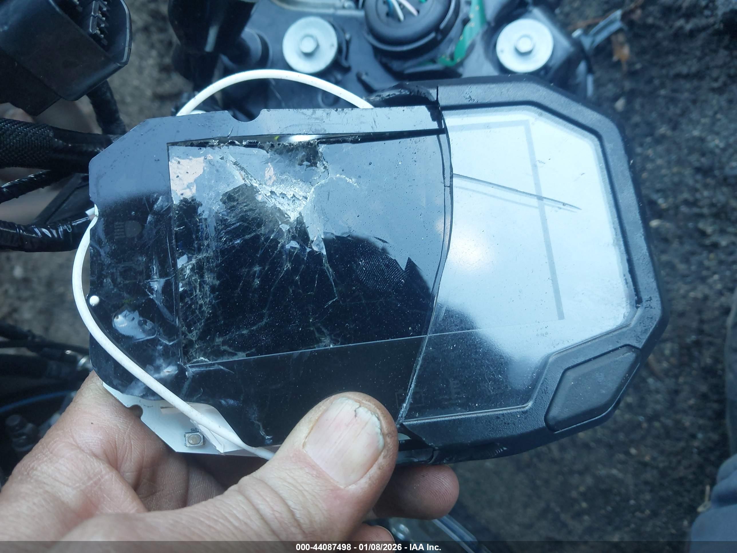 KAWASAKI ZX636 image 7