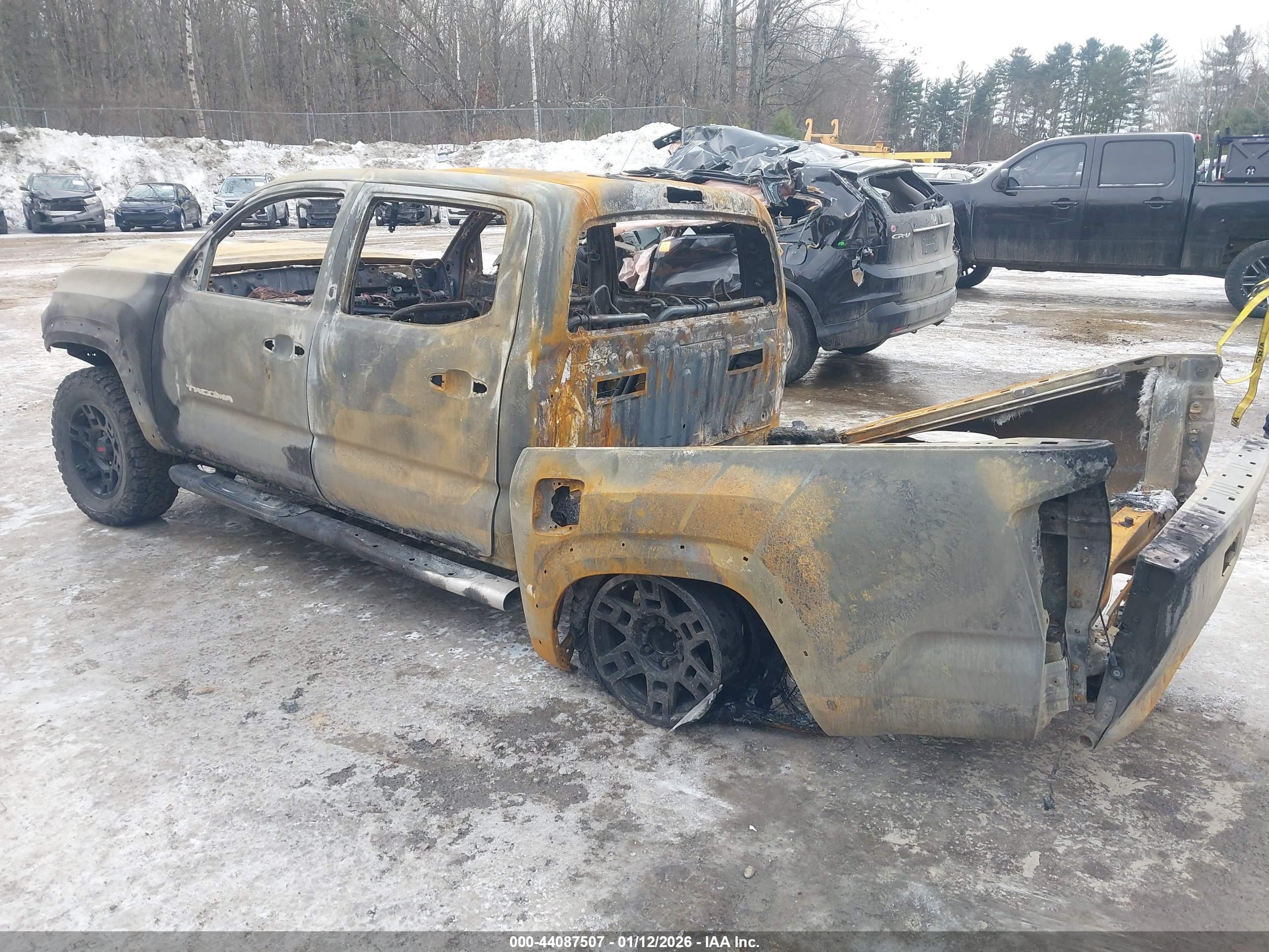 TOYOTA TACOMA image 3