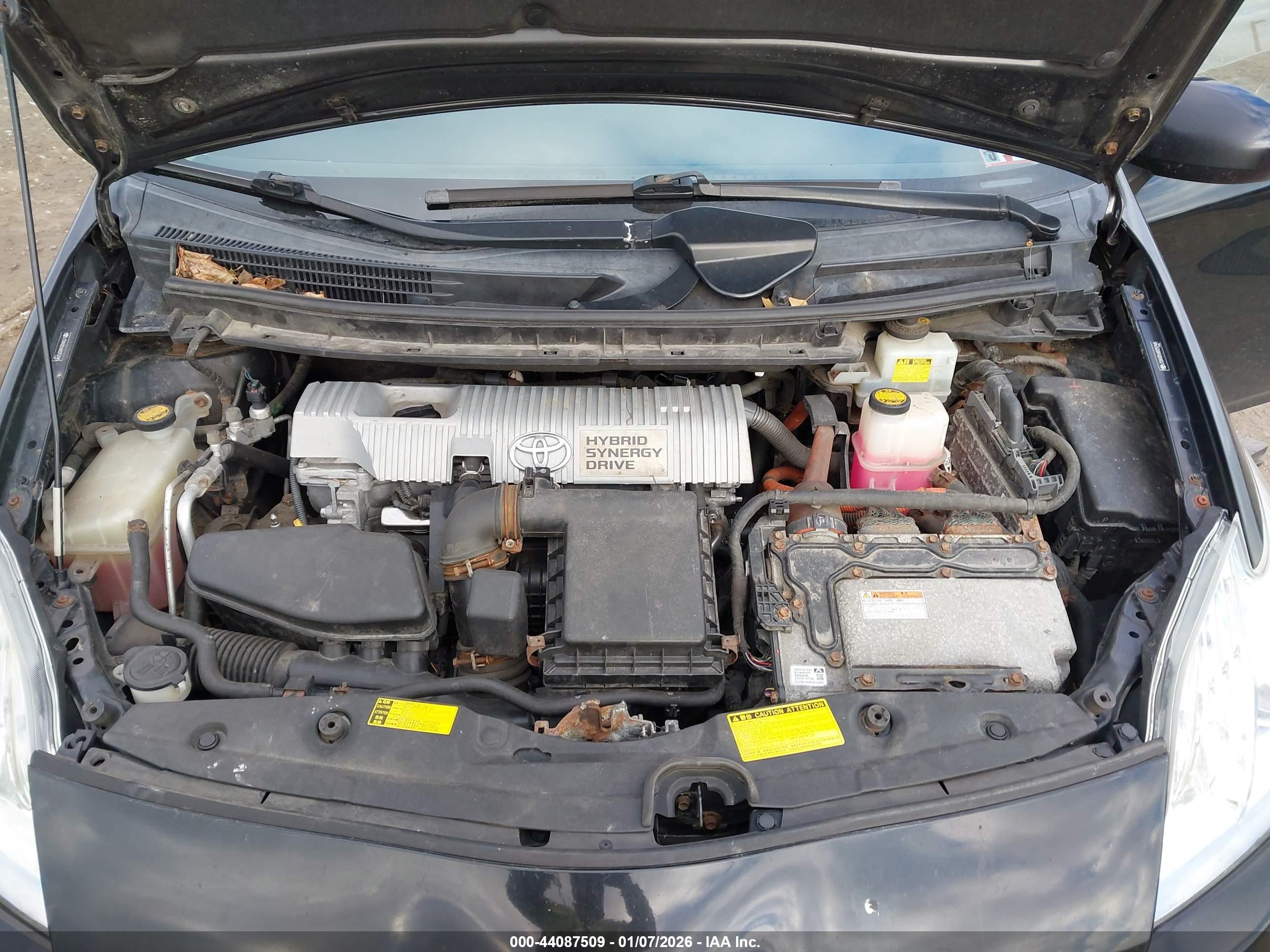 TOYOTA PRIUS image 10