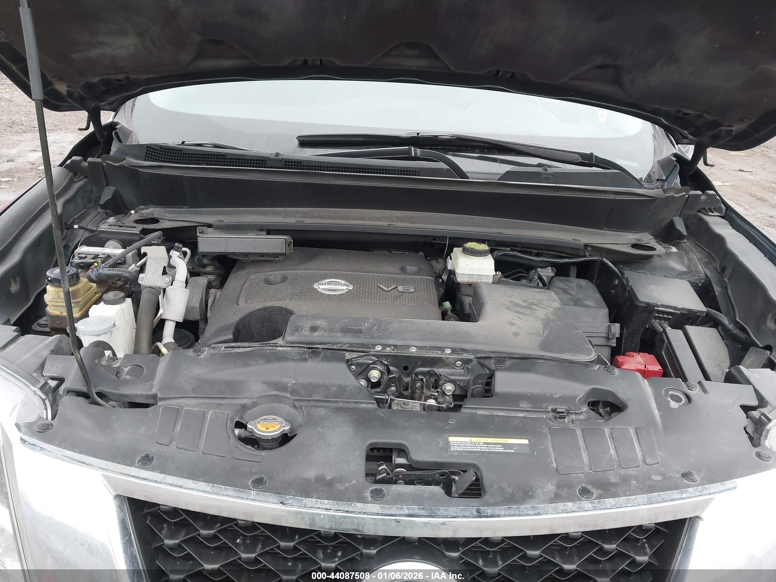 NISSAN PATHFINDER image 10