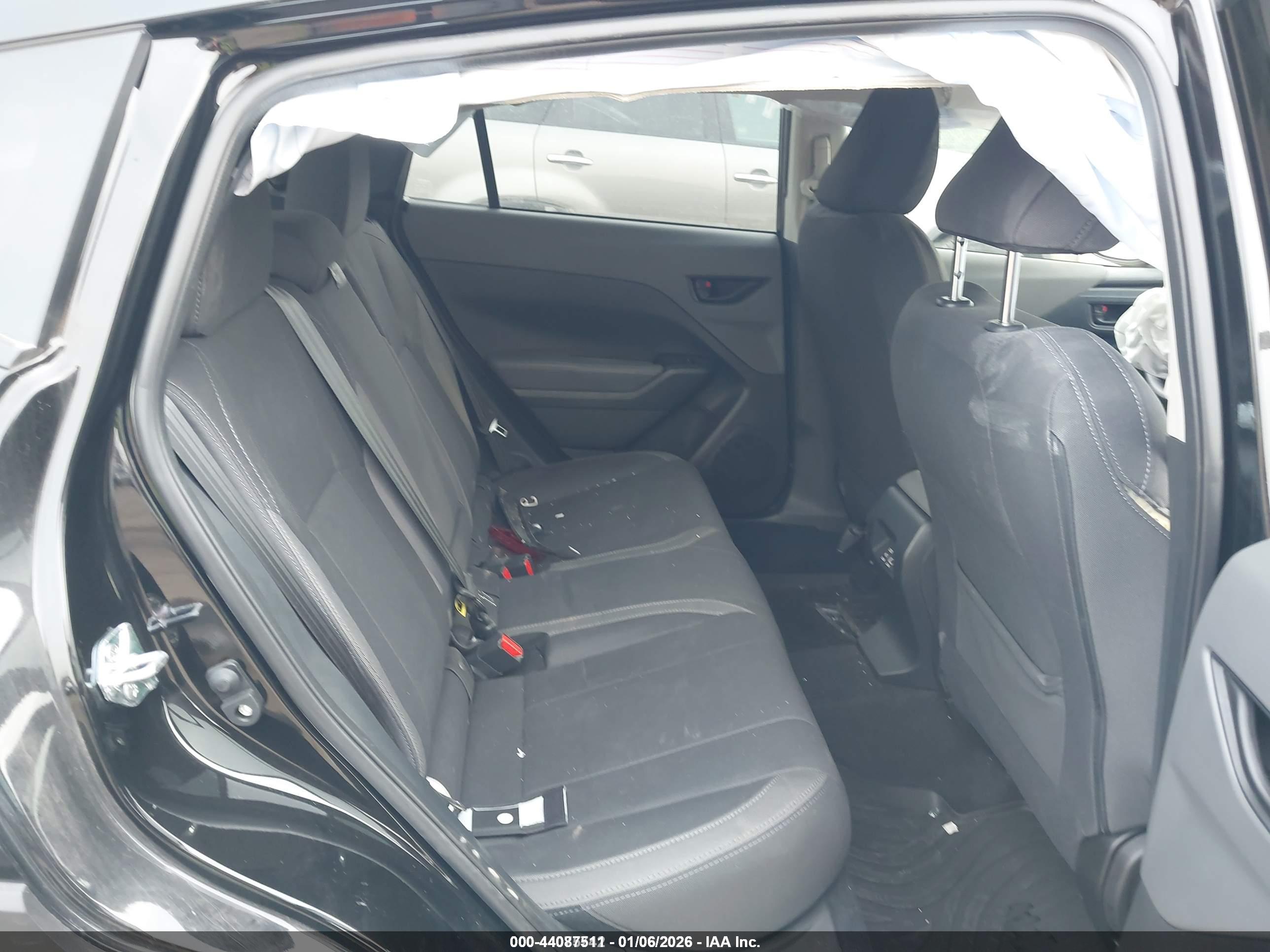 SUBARU CROSSTREK image 8
