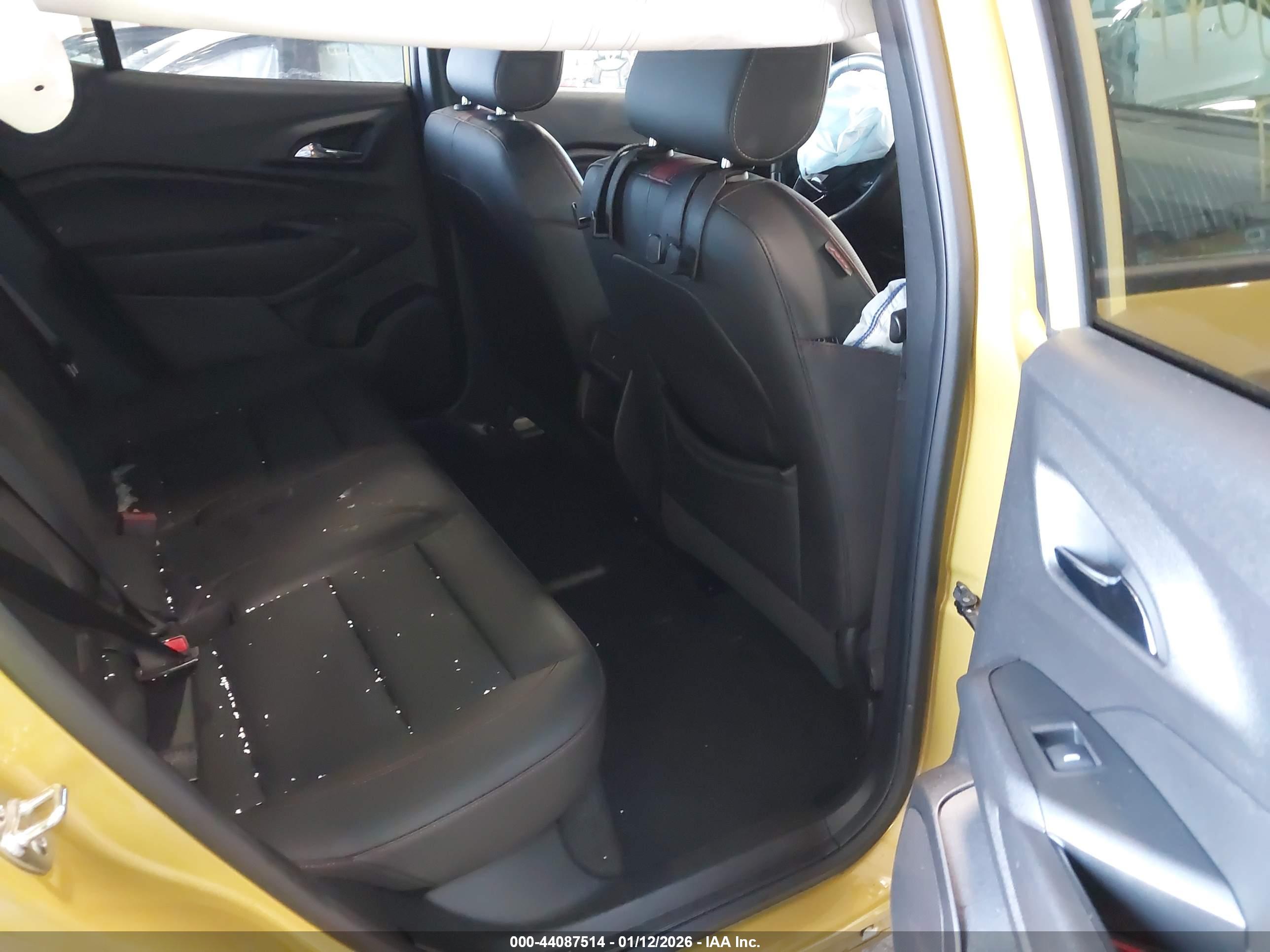 CHEVROLET TRAX image 8