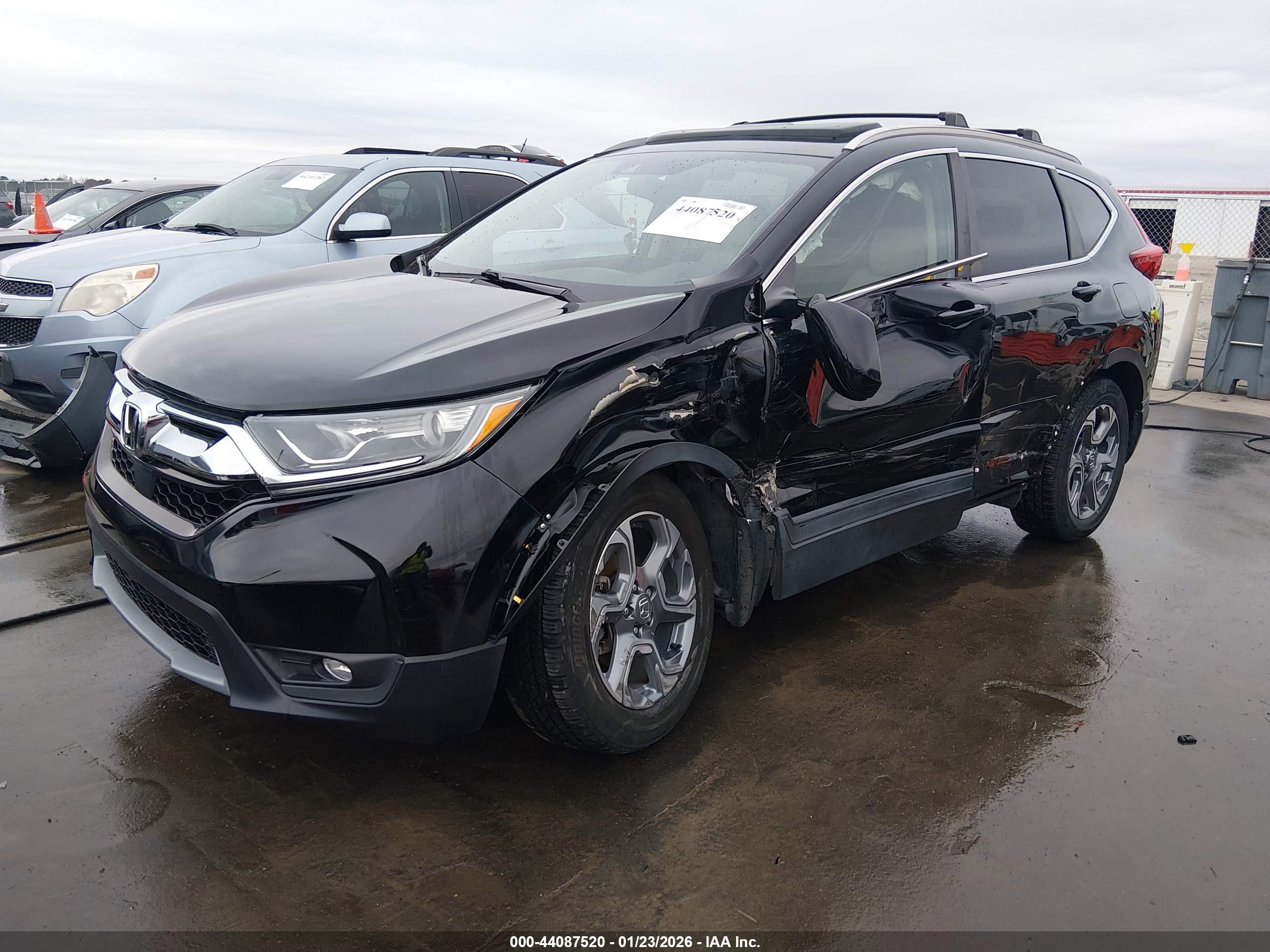 HONDA CR-V image 2