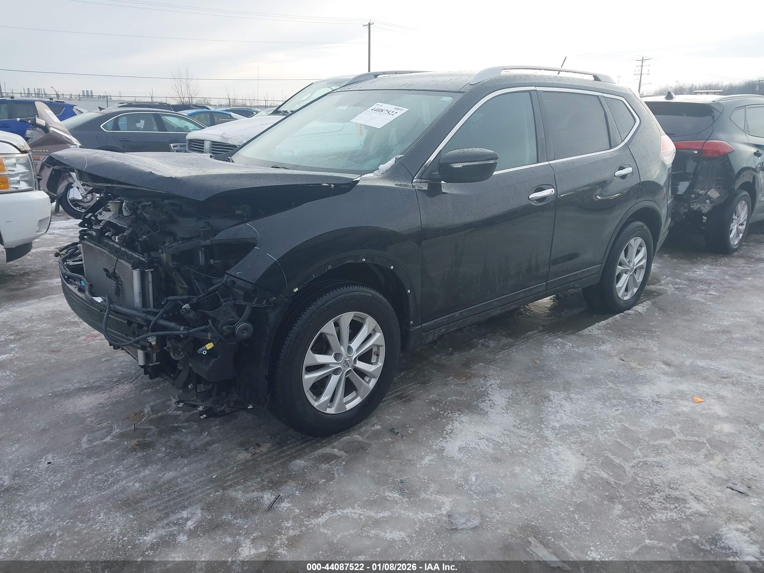 NISSAN ROGUE image 2