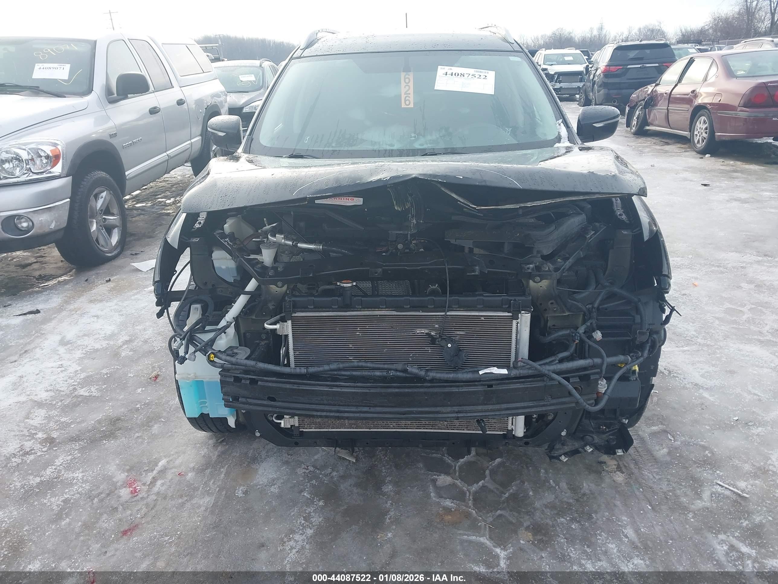 NISSAN ROGUE image 6