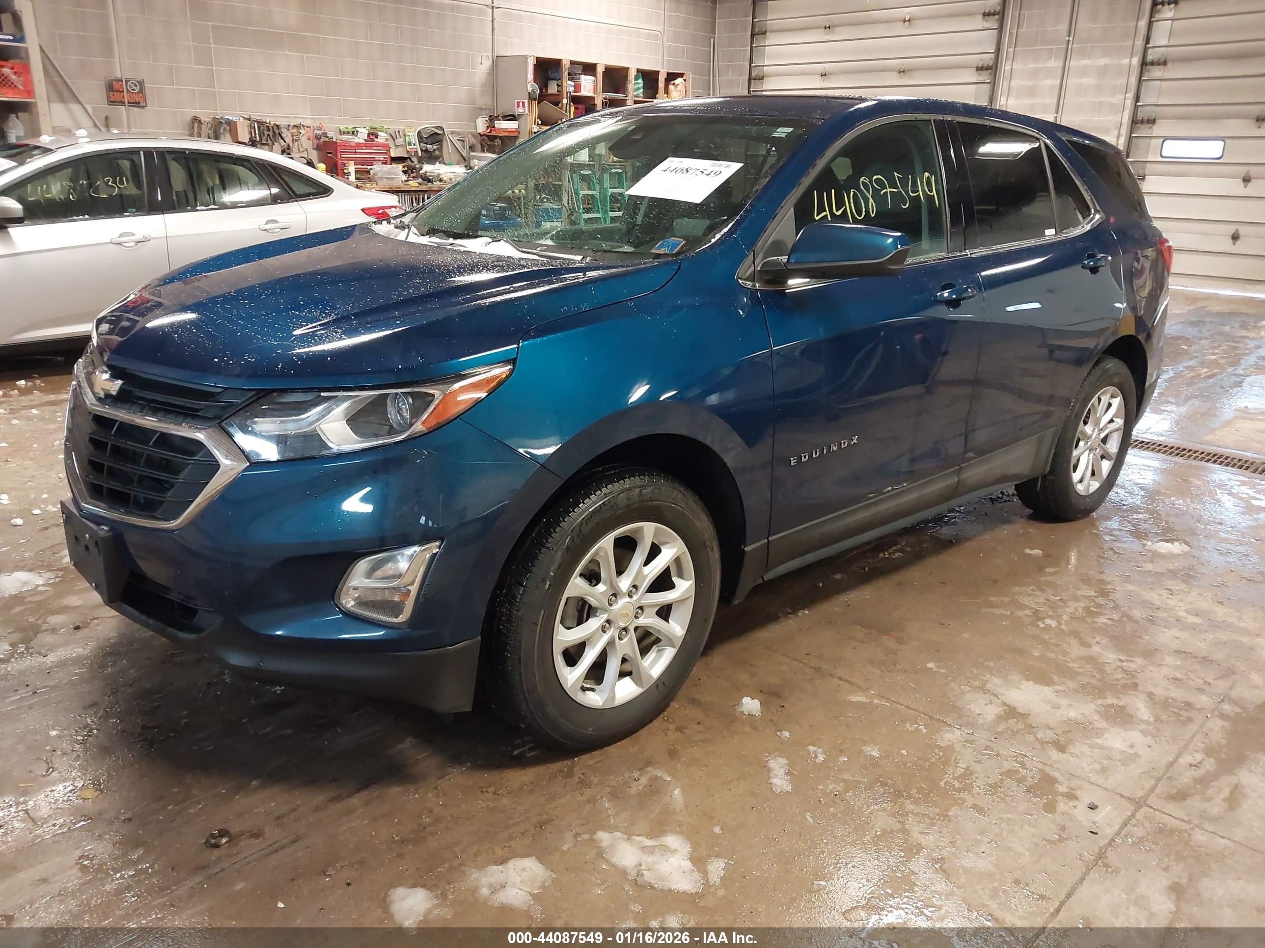 CHEVROLET EQUINOX image 2