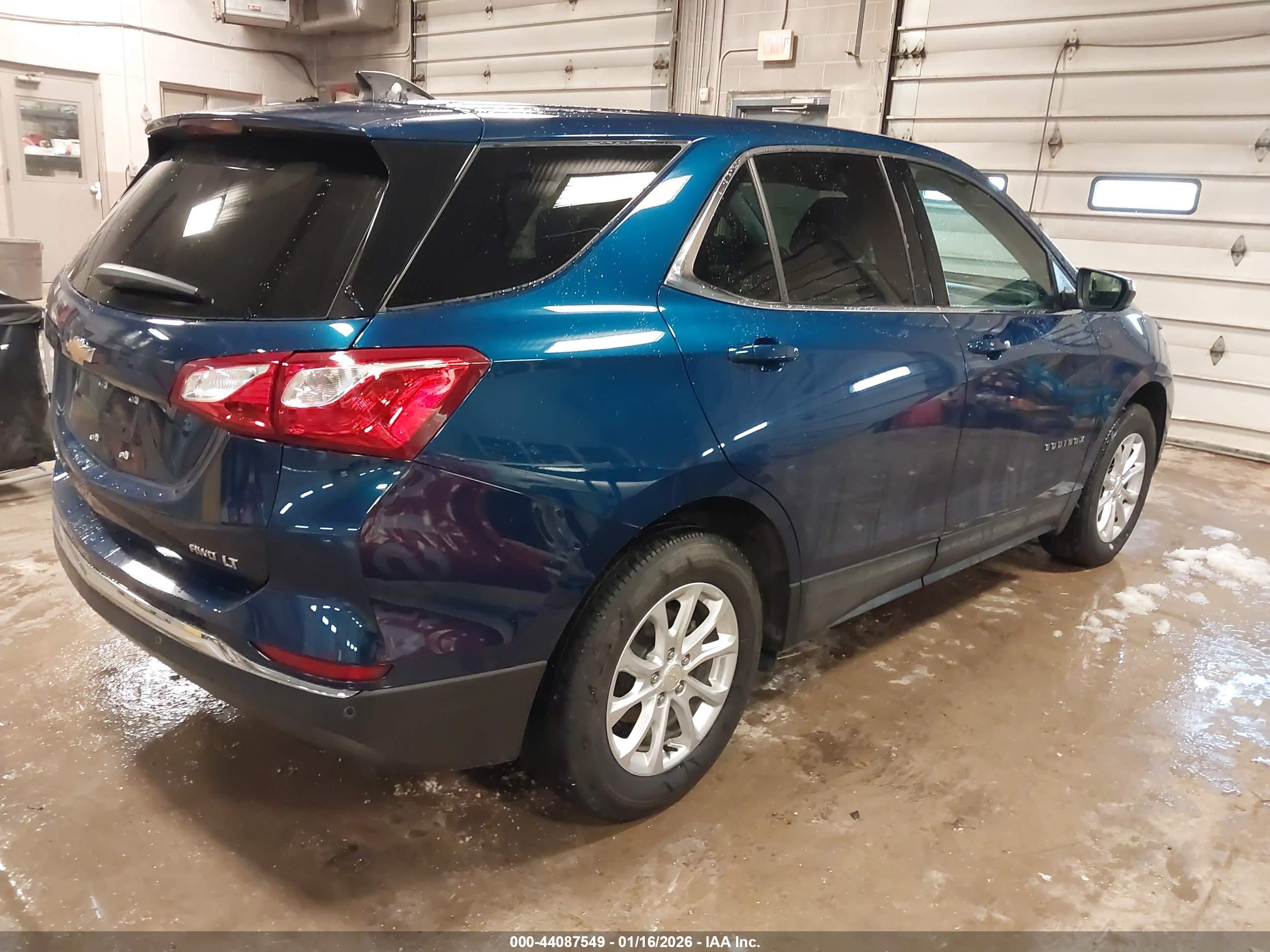 CHEVROLET EQUINOX image 4