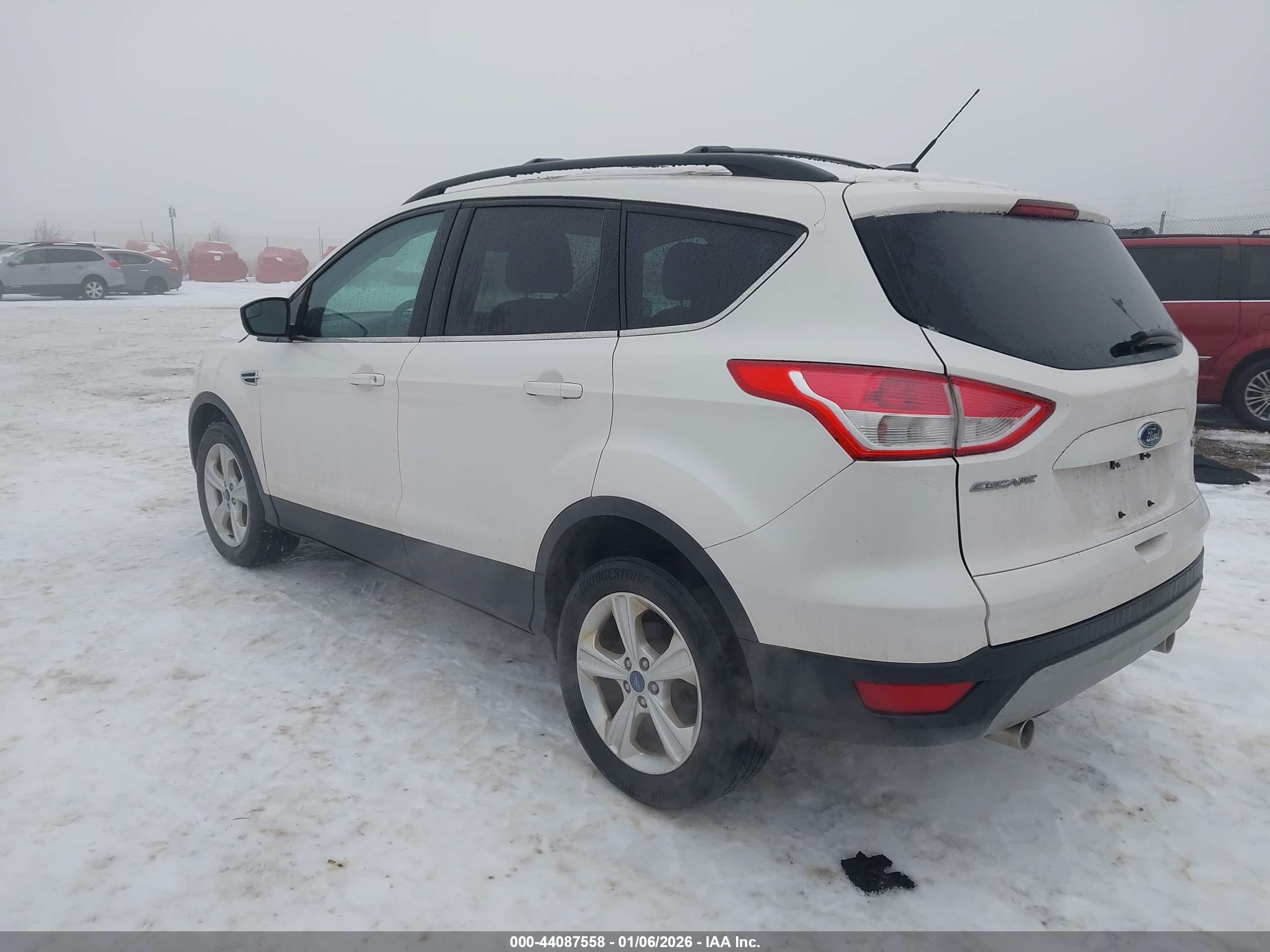 FORD ESCAPE image 3