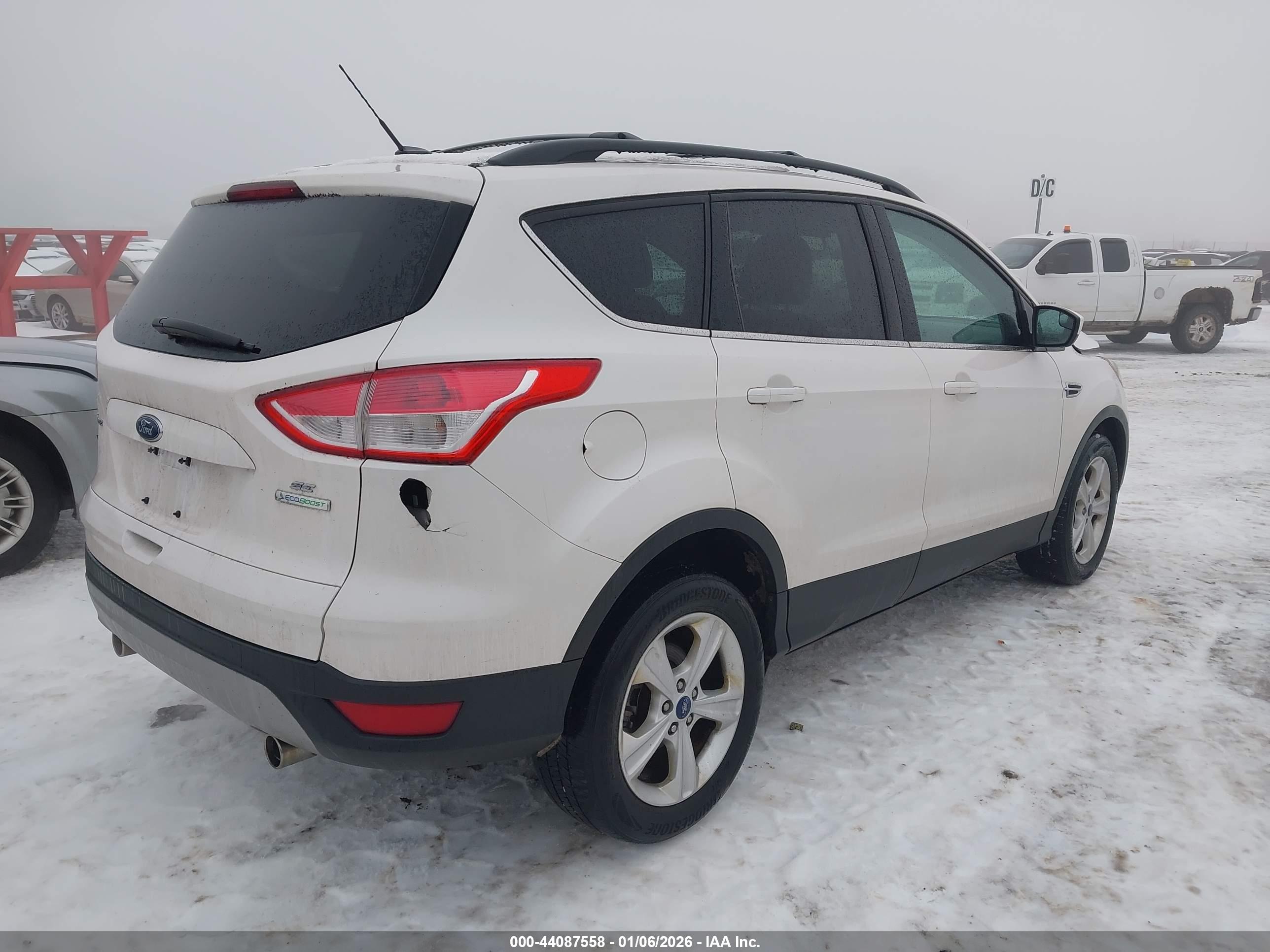 FORD ESCAPE image 4