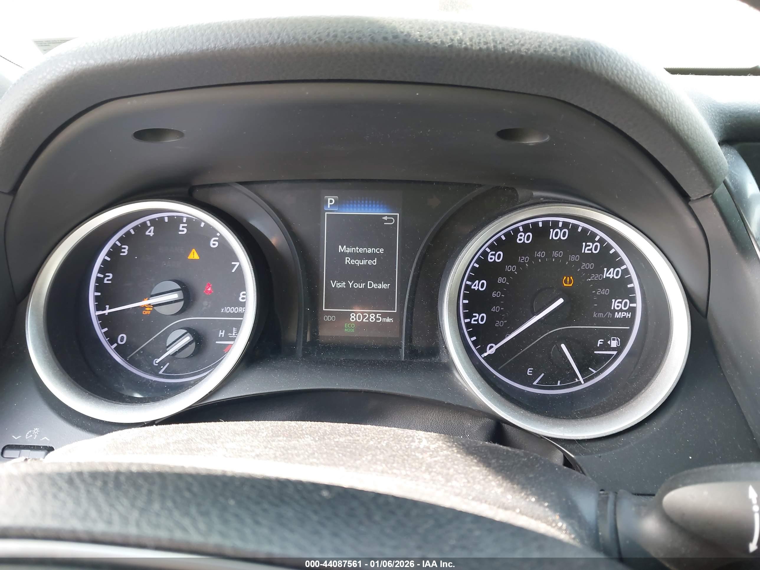 TOYOTA CAMRY image 7
